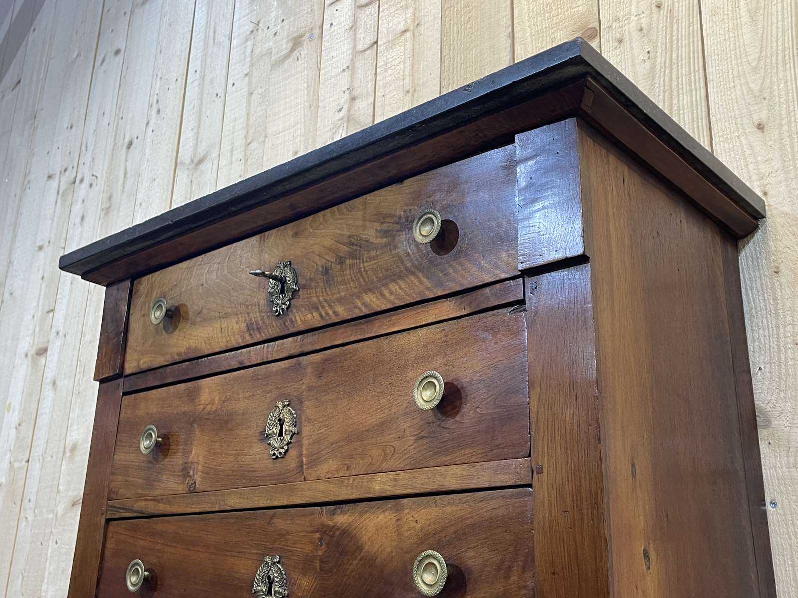 Chiffonnier Restoration XIXth in walnut