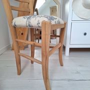 Country chair in blue toile de Jouy