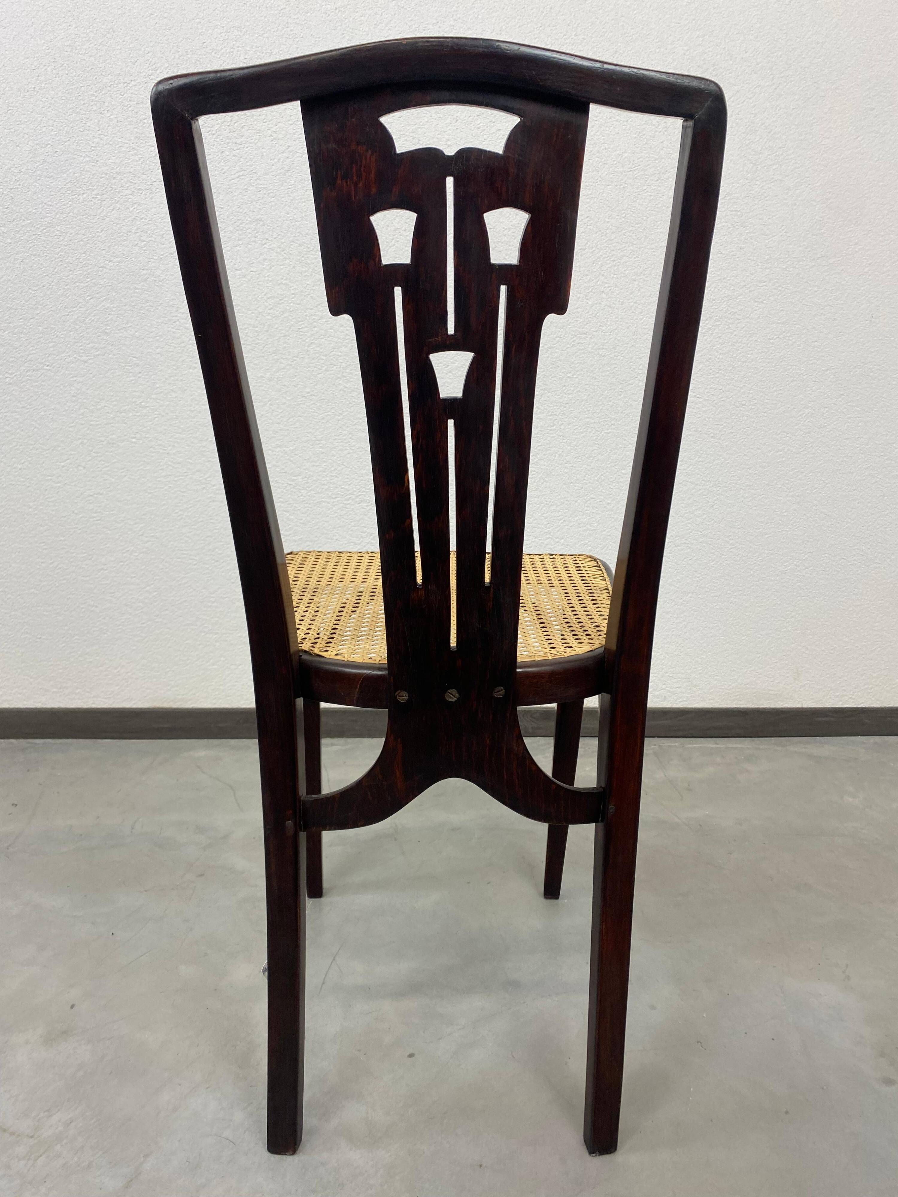 Thonet dining chair no. 733
