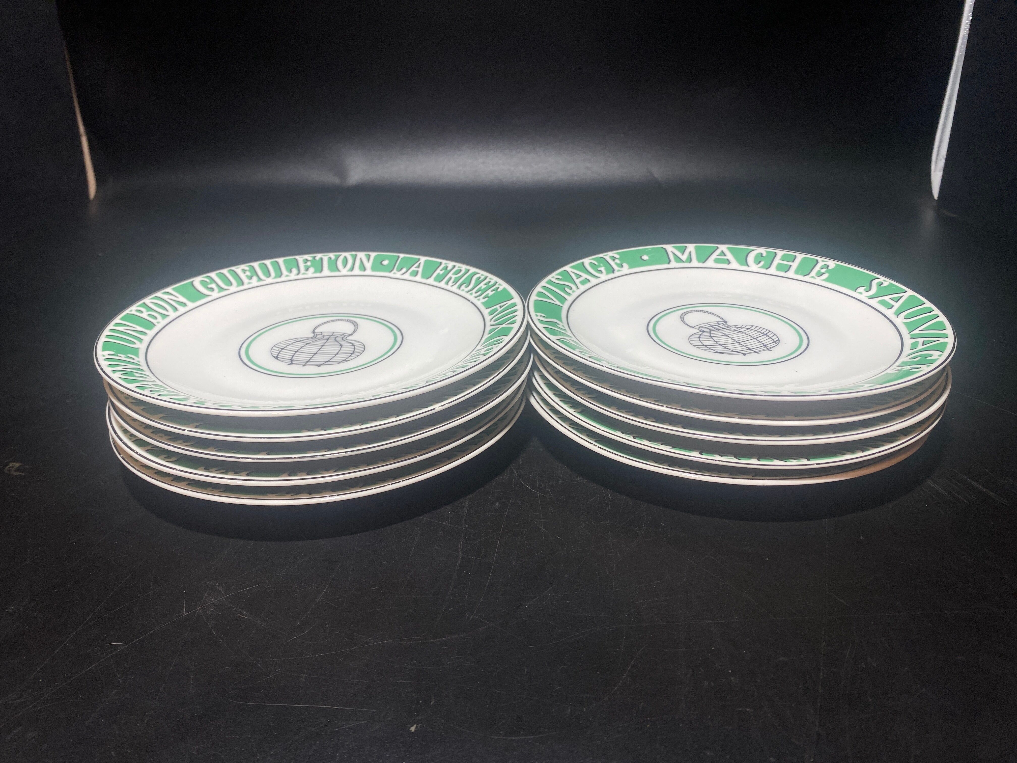 Set of 10 Paris porcelain plates