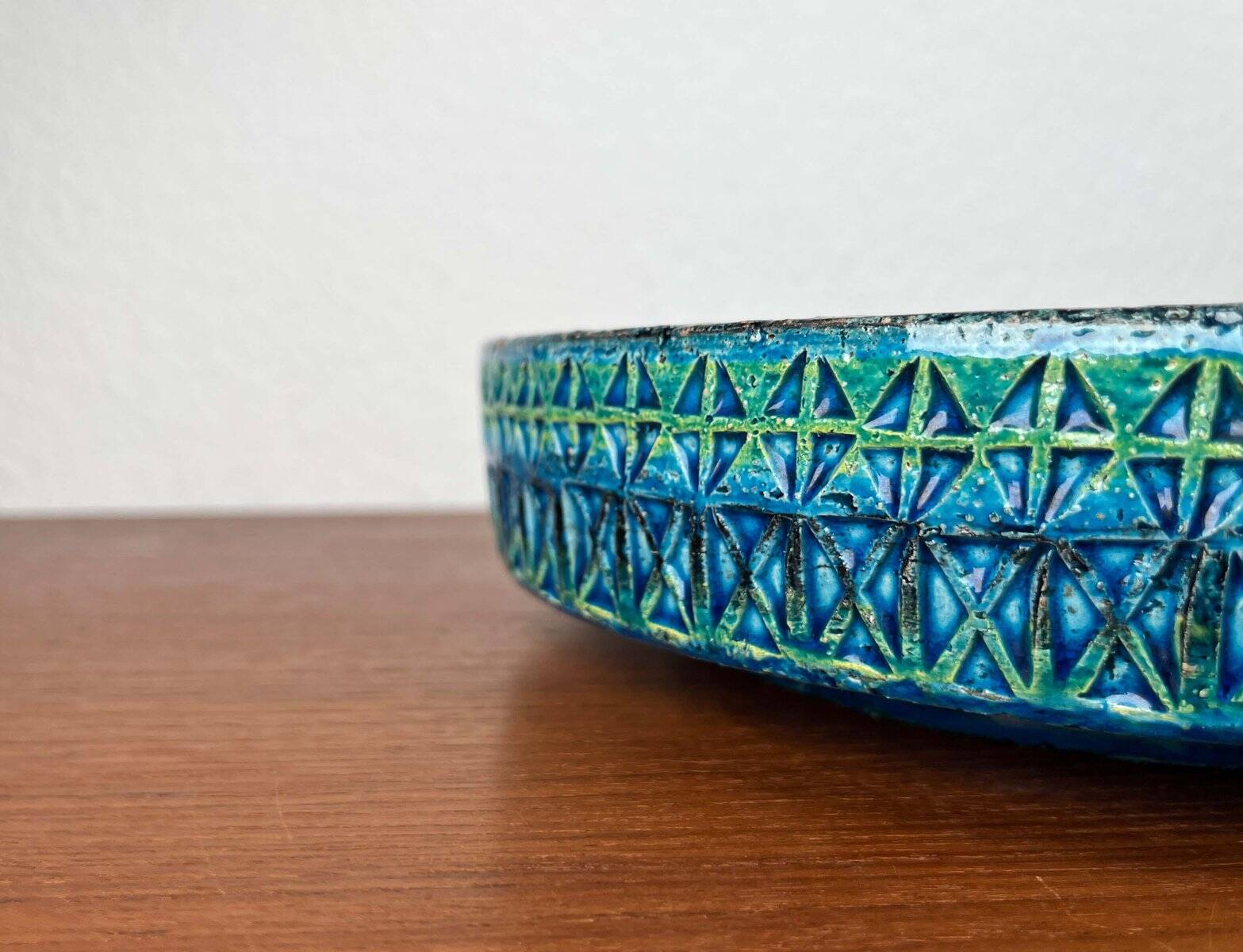 Large Mid-Century Modern Rimini Blu Pottery Bowl by Aldo Londi for Bitossi, Italy, 1960s