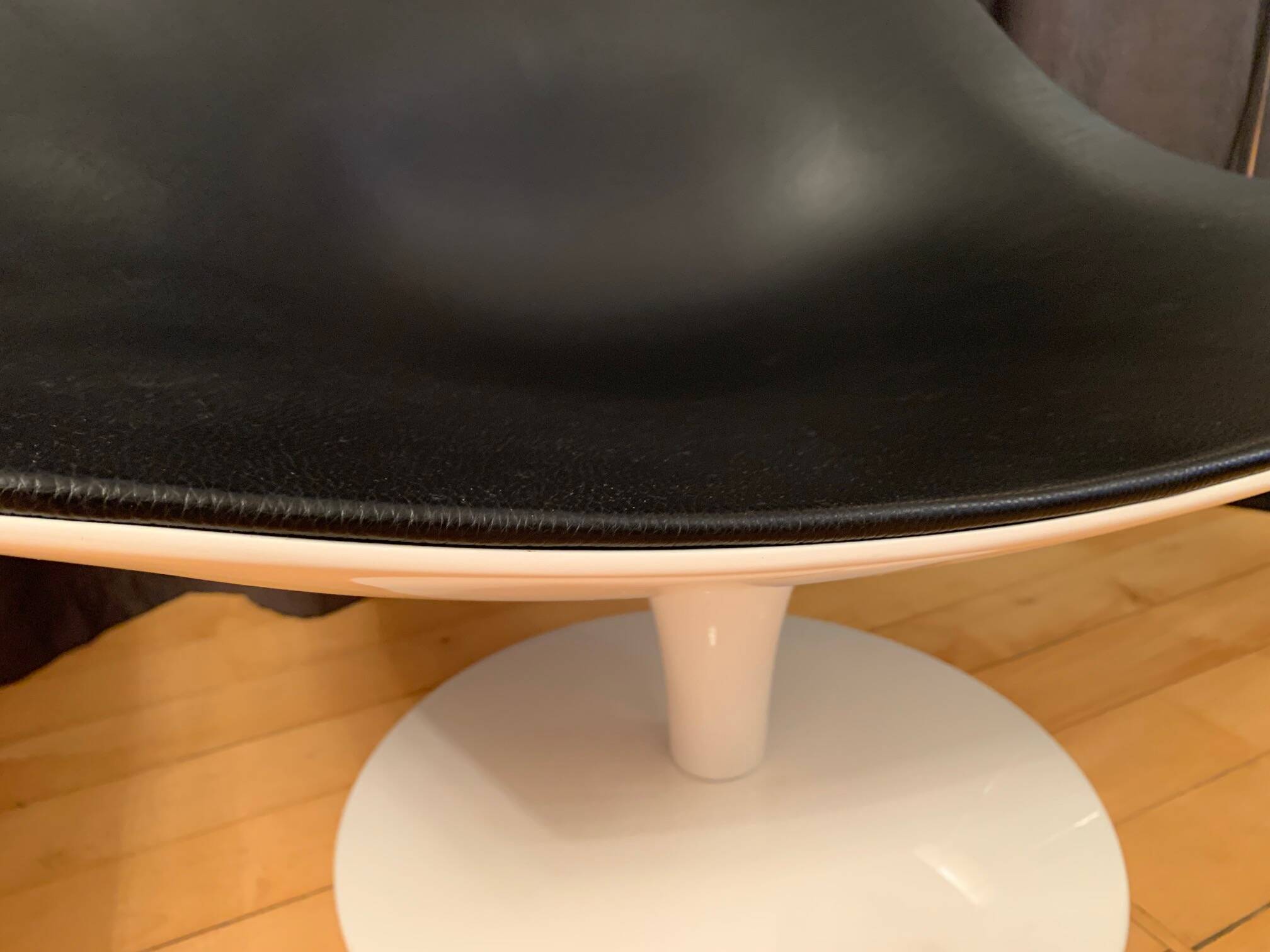 A pair of Moon armchairs by Pietro Arosio, Tacchini, Italy