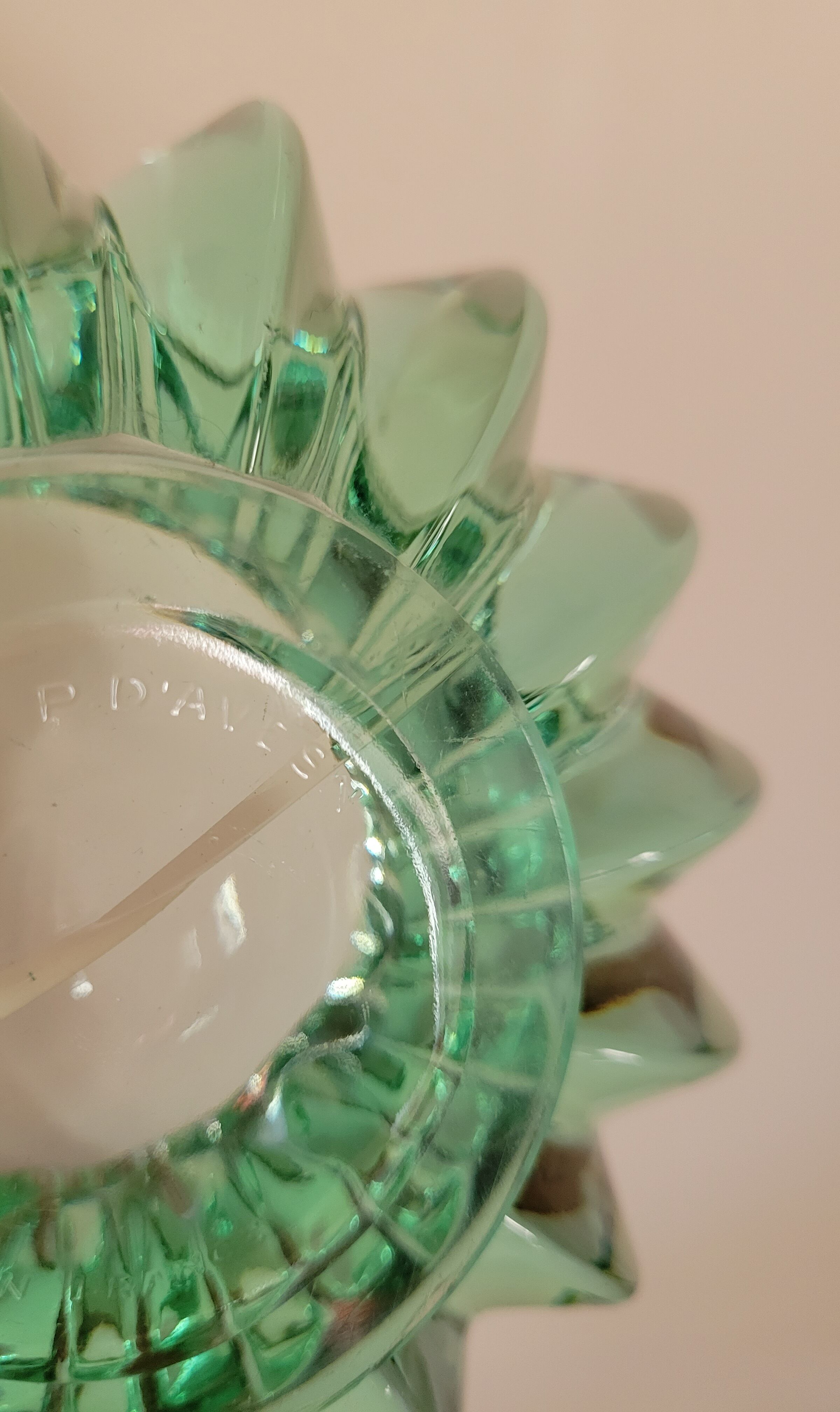 Stone ashtray in molded glass