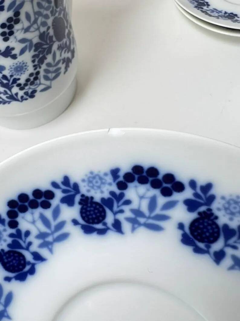Vintage Melitta coffee service – White porcelain with blue flowers – 1970s – Made in Germany