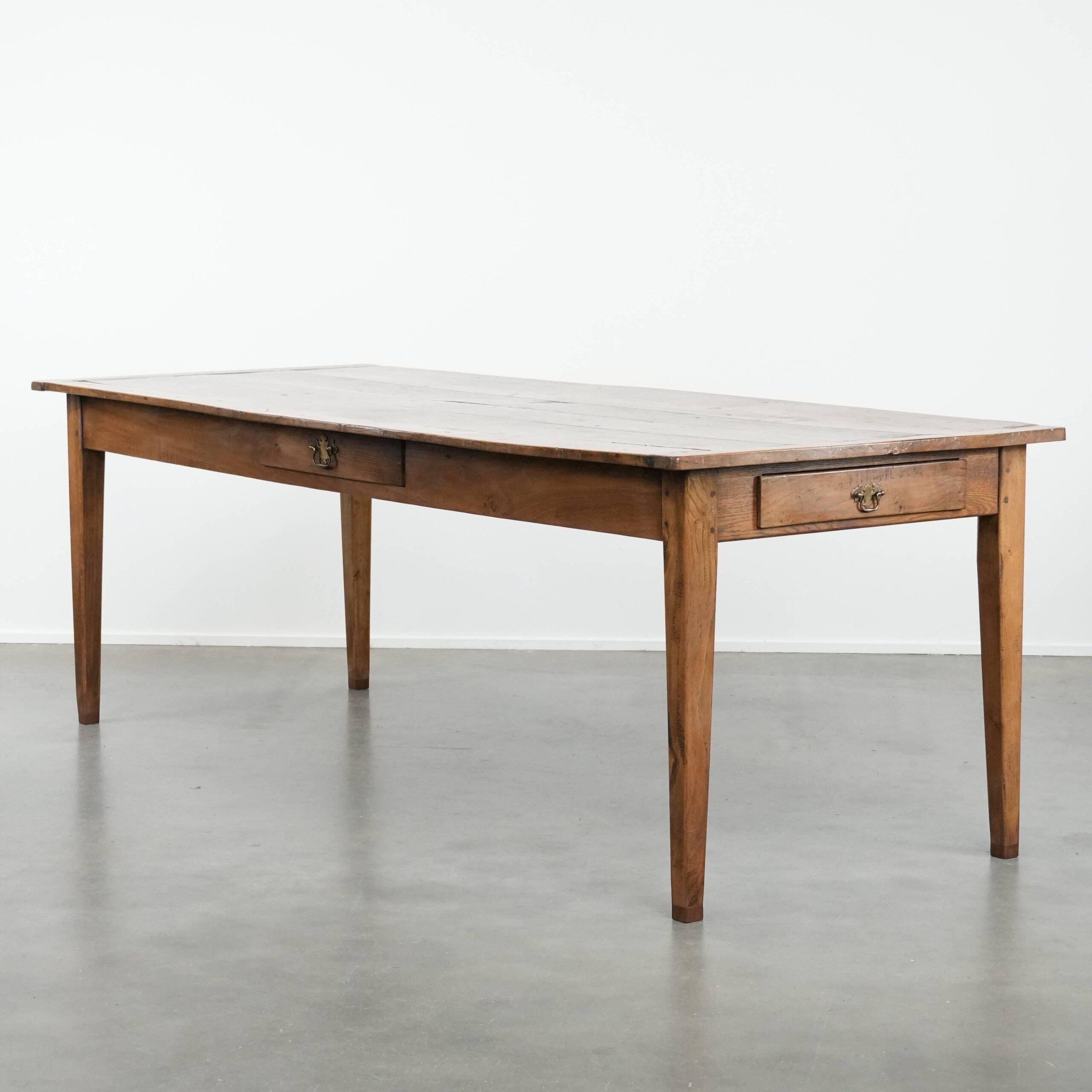 Antique French oak dining table for 6 to 8 people with three drawers