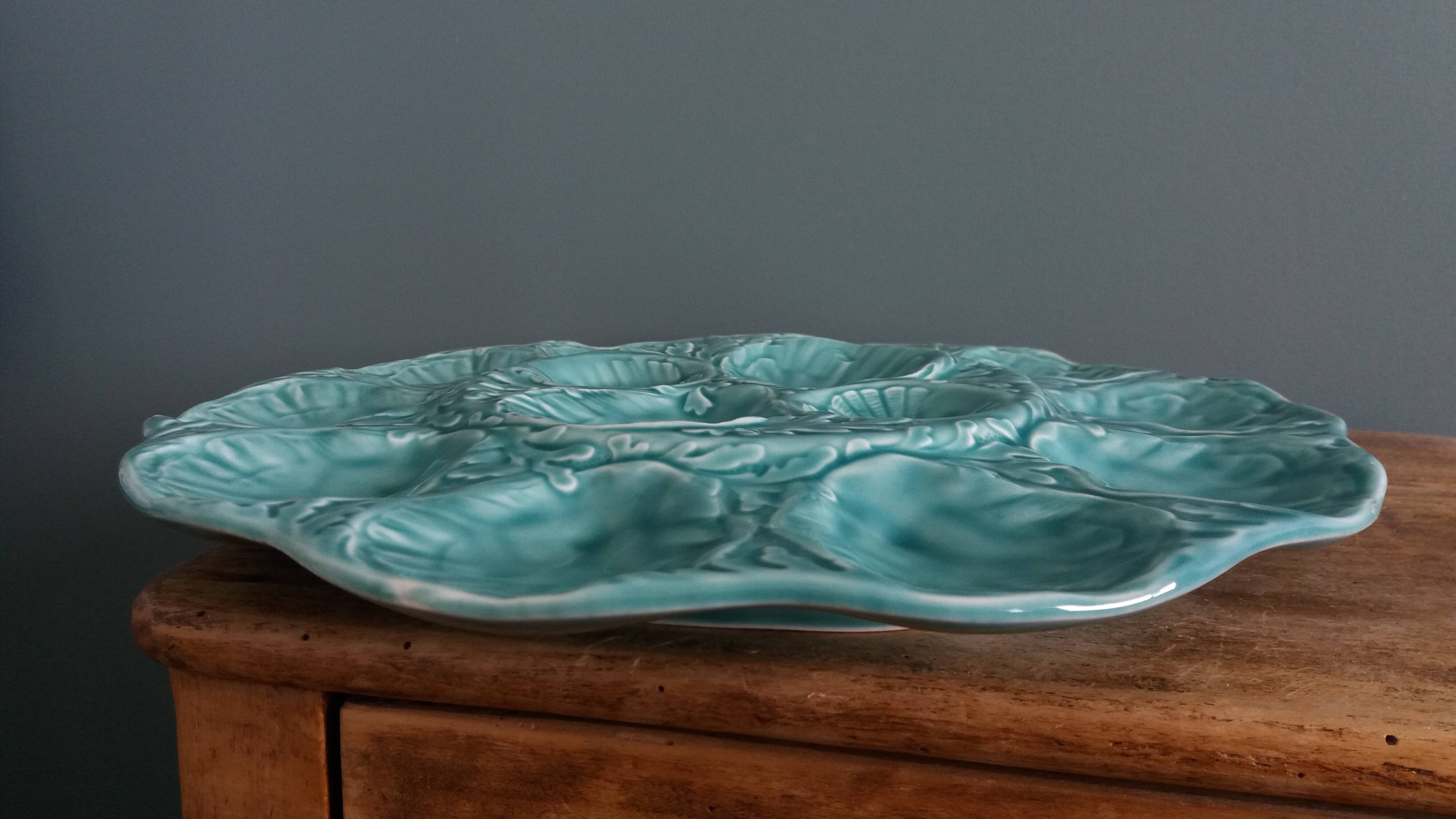 Turquoise barbotine oyster dish Gien France