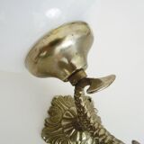 Ancienne paire d'appliques murales carpe, métal argenté et opaline 50 60