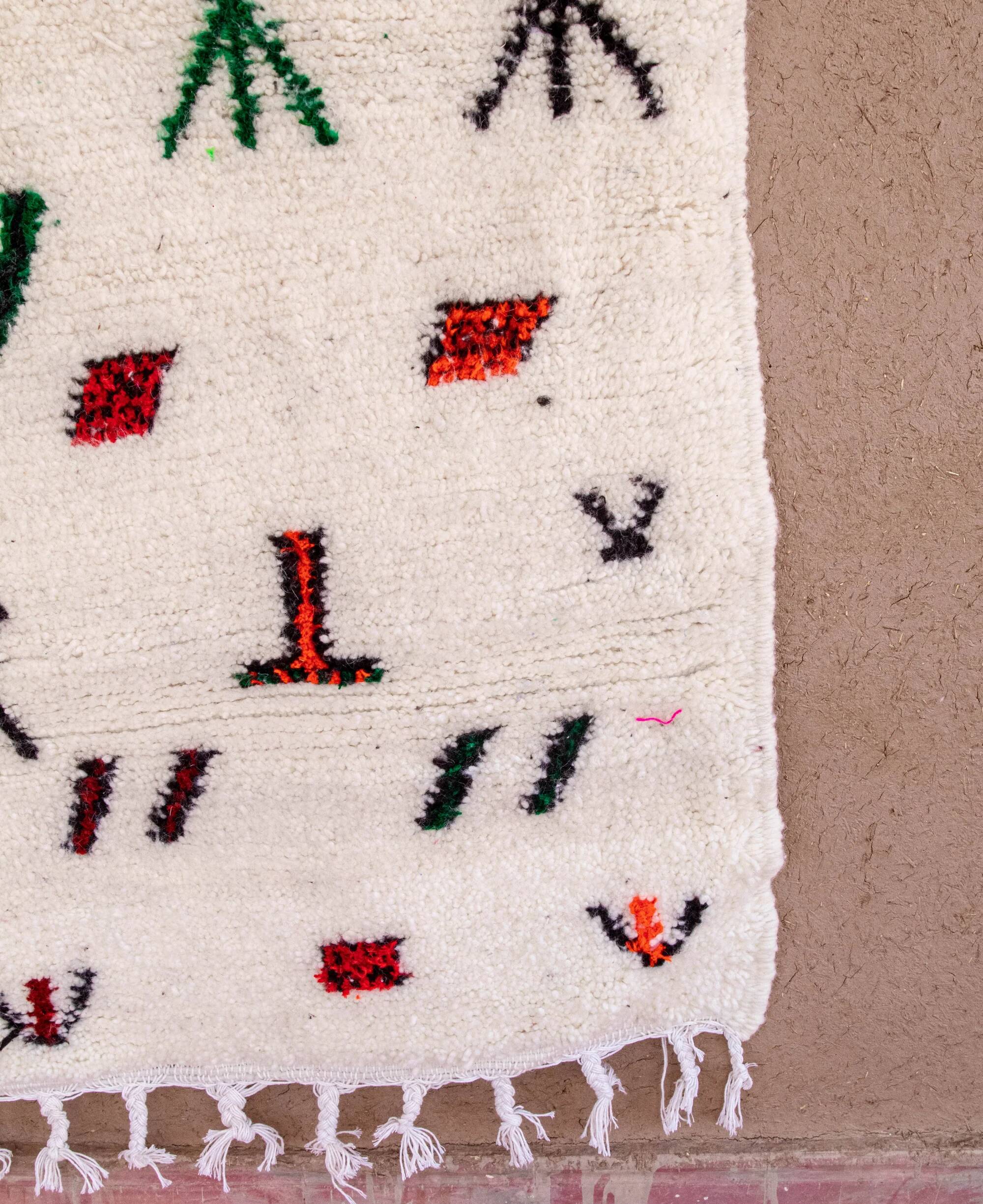 Moroccan Berber rug Beni Ourain 1X1.5 cm