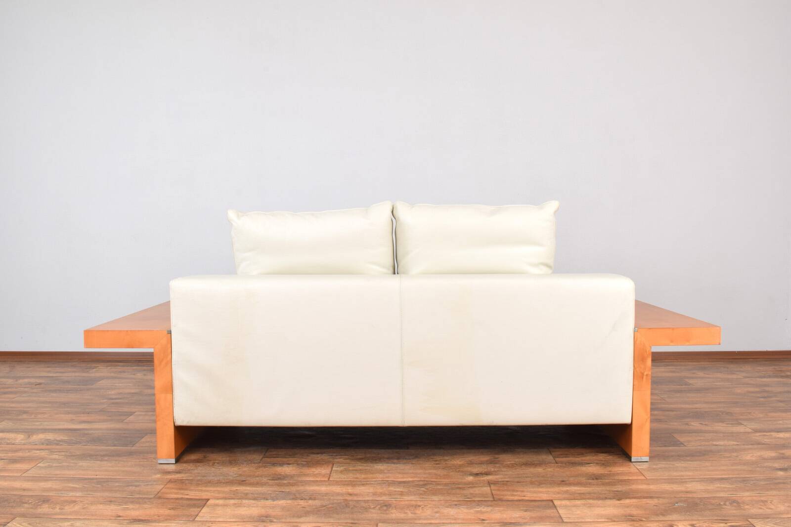 Italian Leather Sofa from Giorgetti, 1980s.