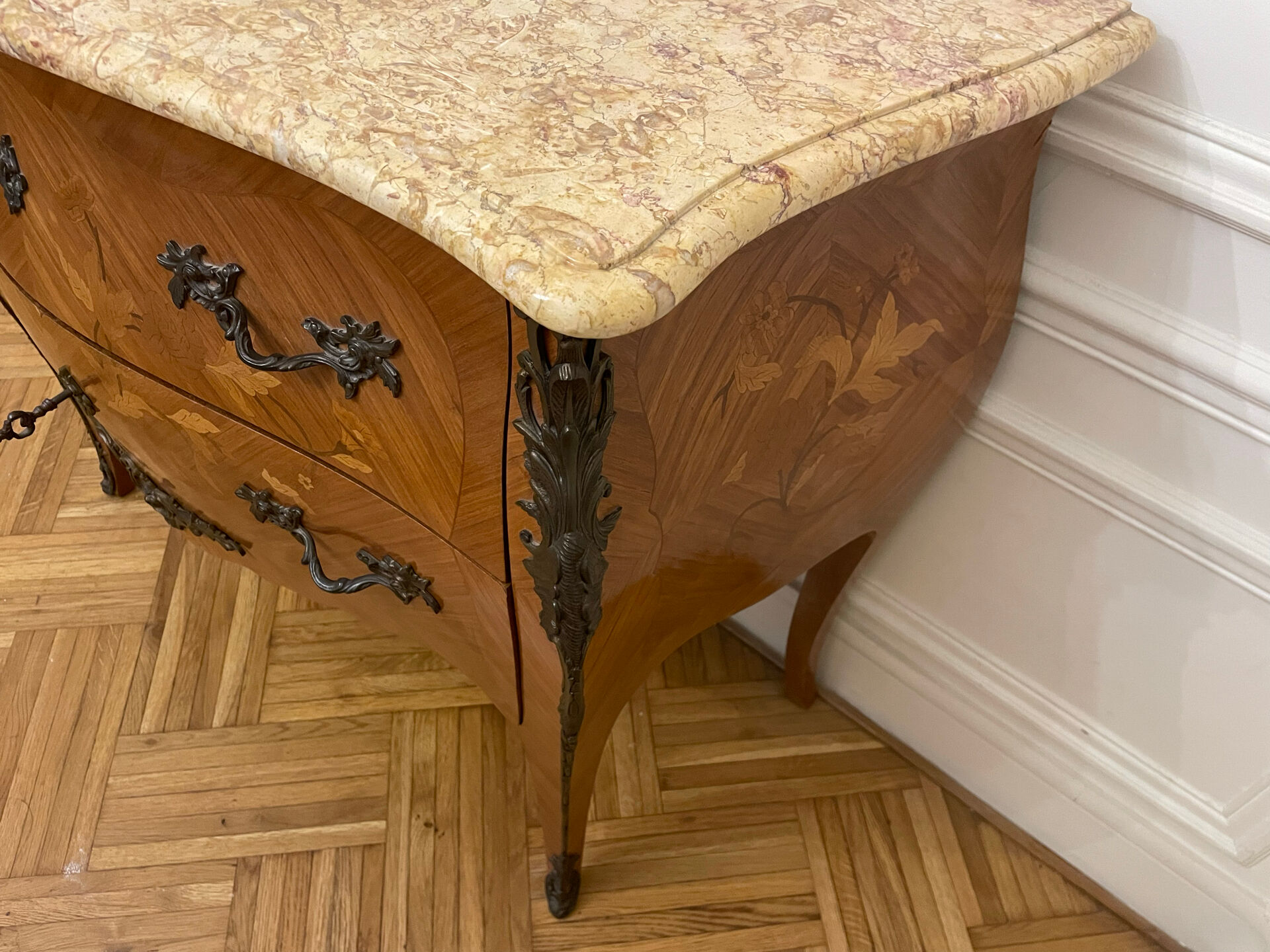 Louis XV Commode Style