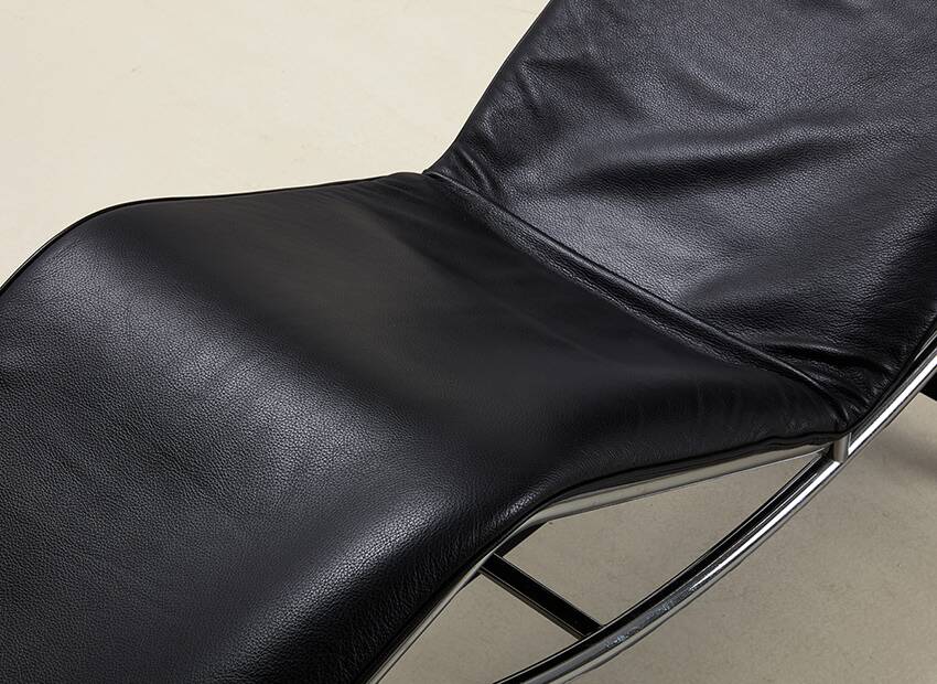 Le Corbusier & Charlotte Perriand LC4 Chaise Longue for Cassina 1928/1990s