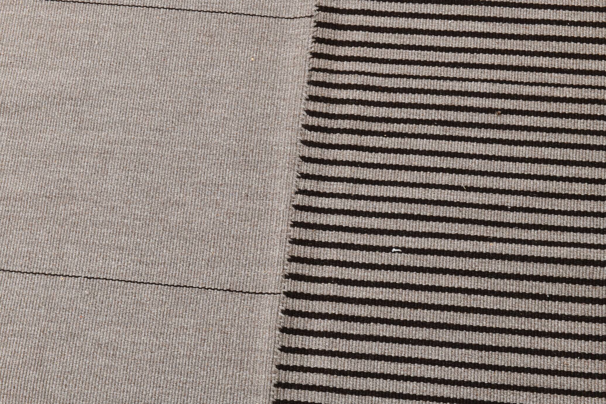 Tapis Kilim Moderne, Fait Main, Noir & Gris, Style Contemporain, 225x320 Cm