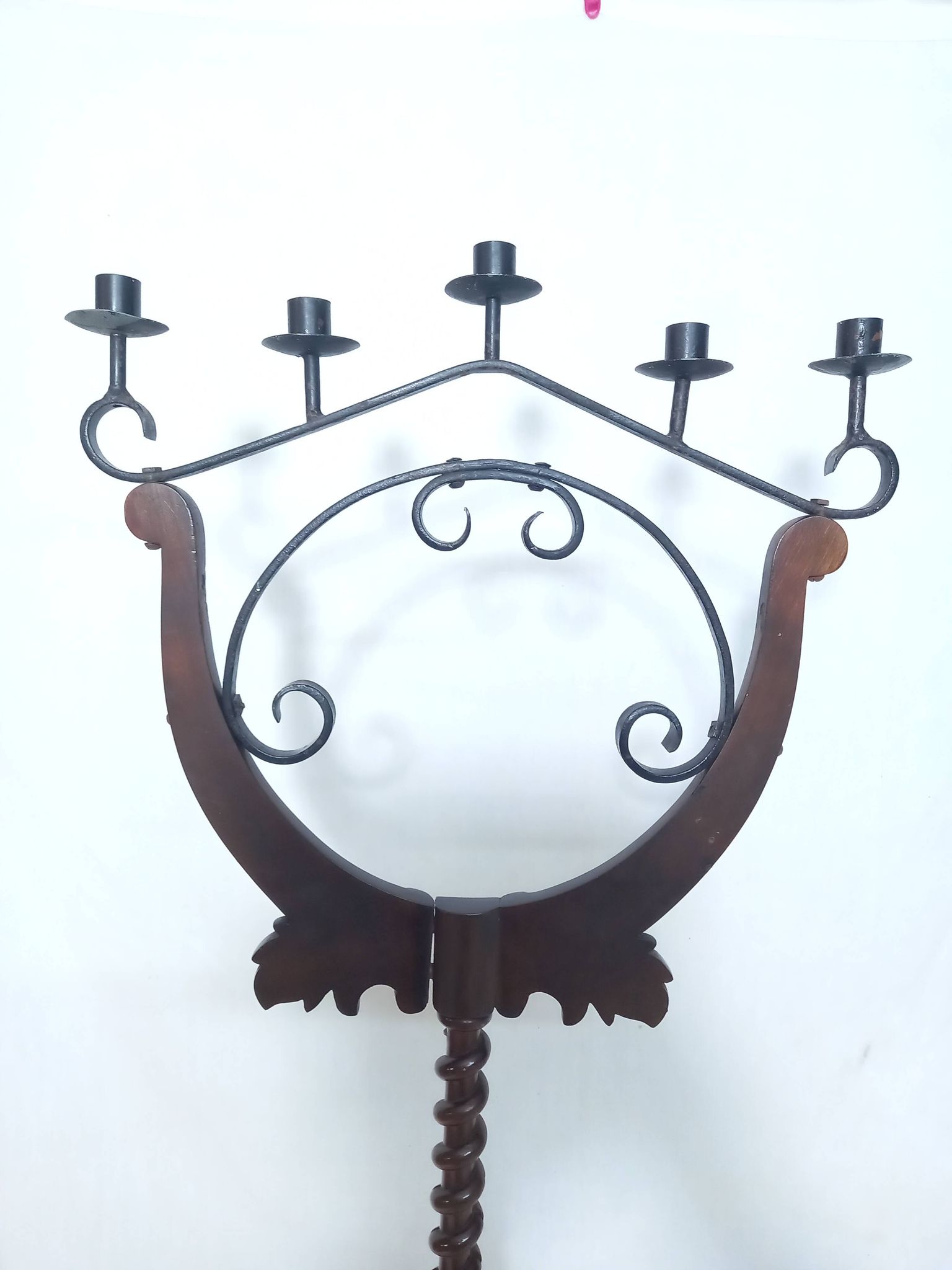 Floor candelabra in wrought iron and turned wood