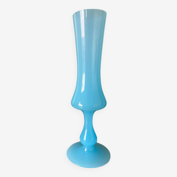 Vase opaline bleu