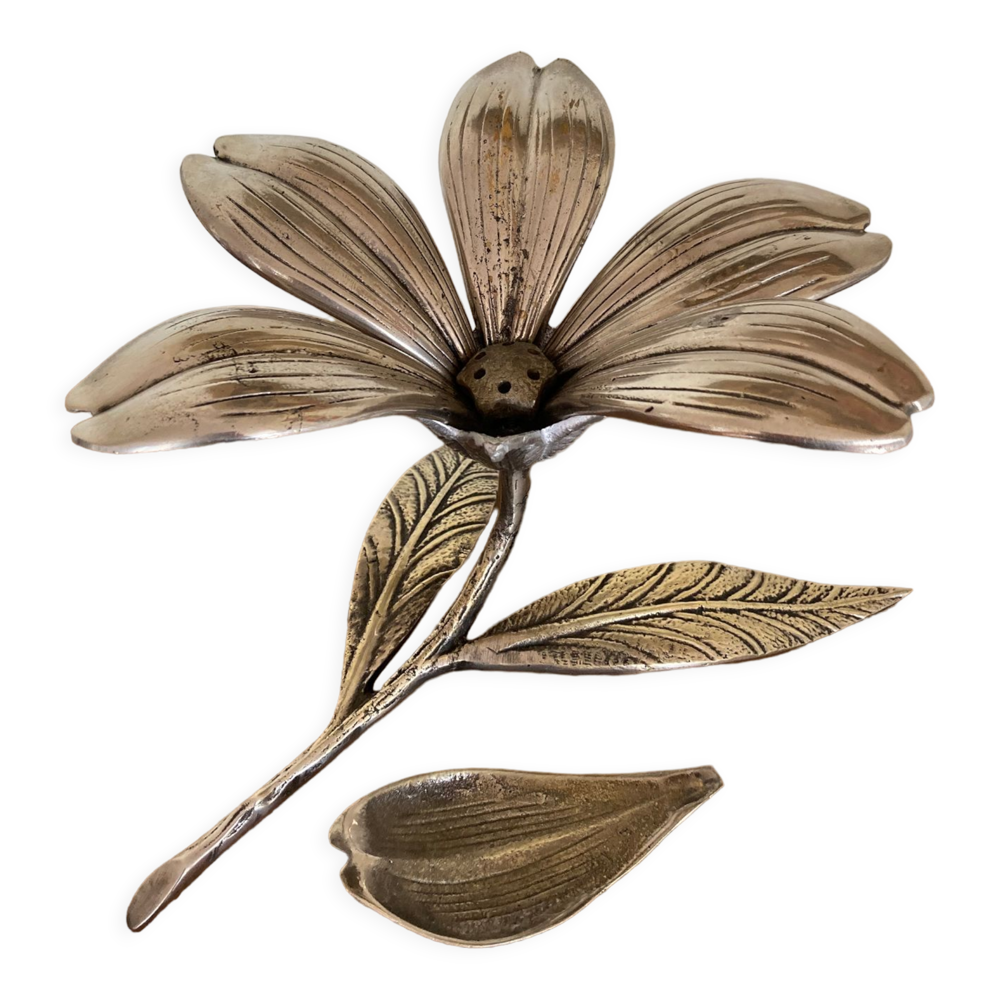 Metal flower ashtray 70s