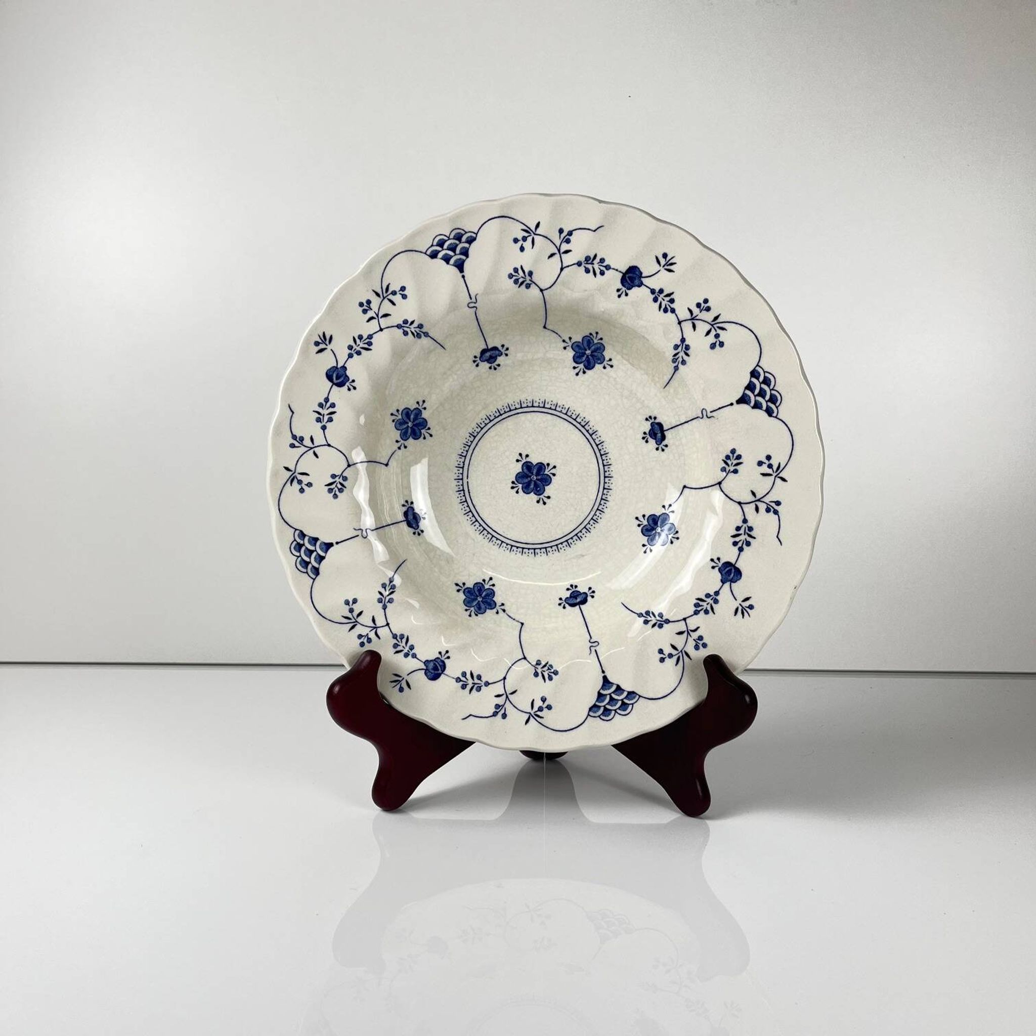 Set of 6 "Finlandia" soup plates by Myott, Staffordshire, UK