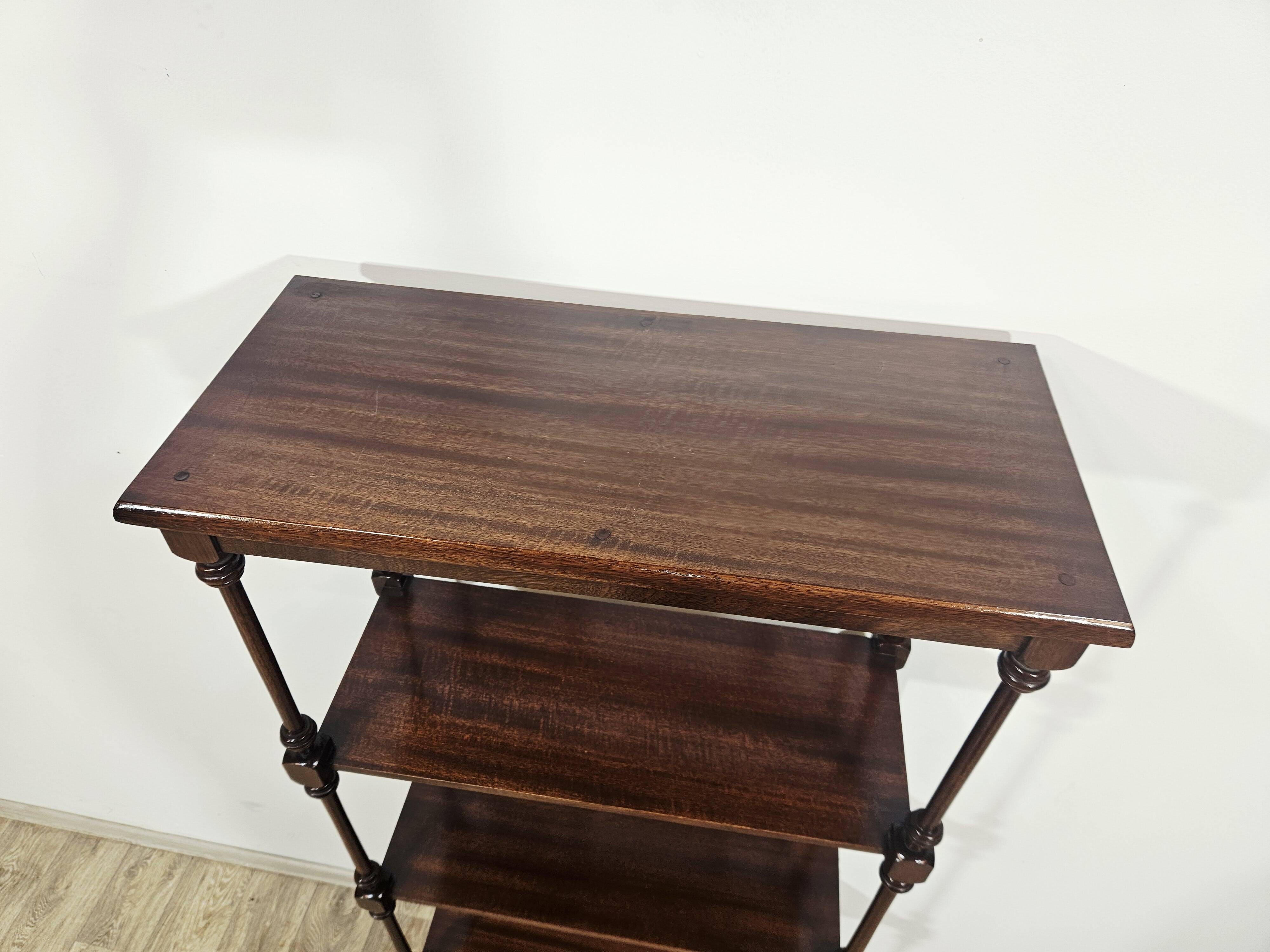 Stylish mahogany shelf/England/mid. 20th century/Classic/Unique