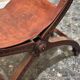 Chaise trône Savonarole française antique