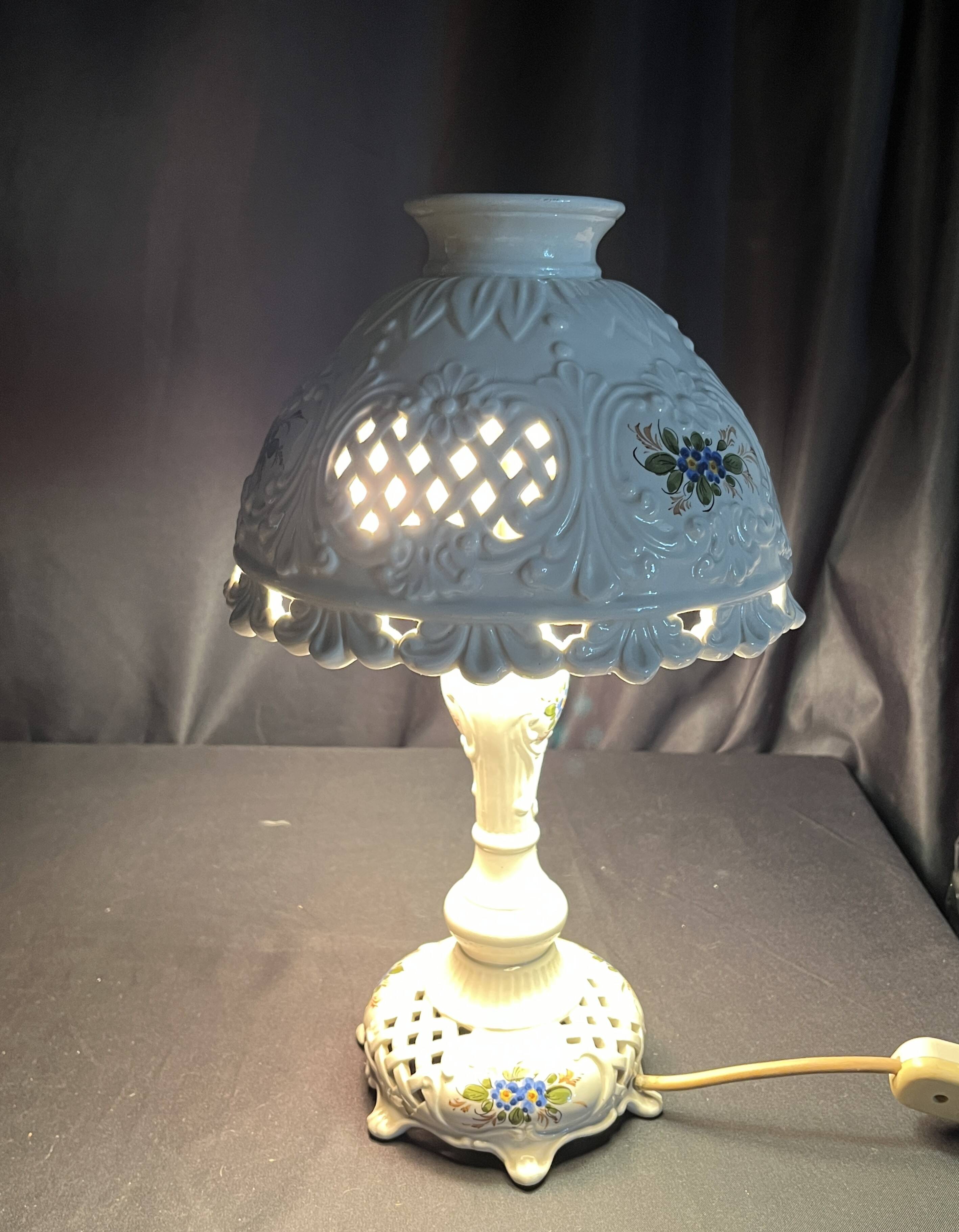 Bassano Italy 20th century earthenware table lamp
