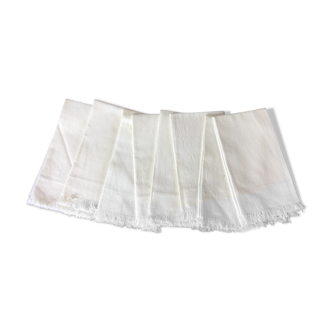 8 serviettes mélangées en lin avec frange et monogramme