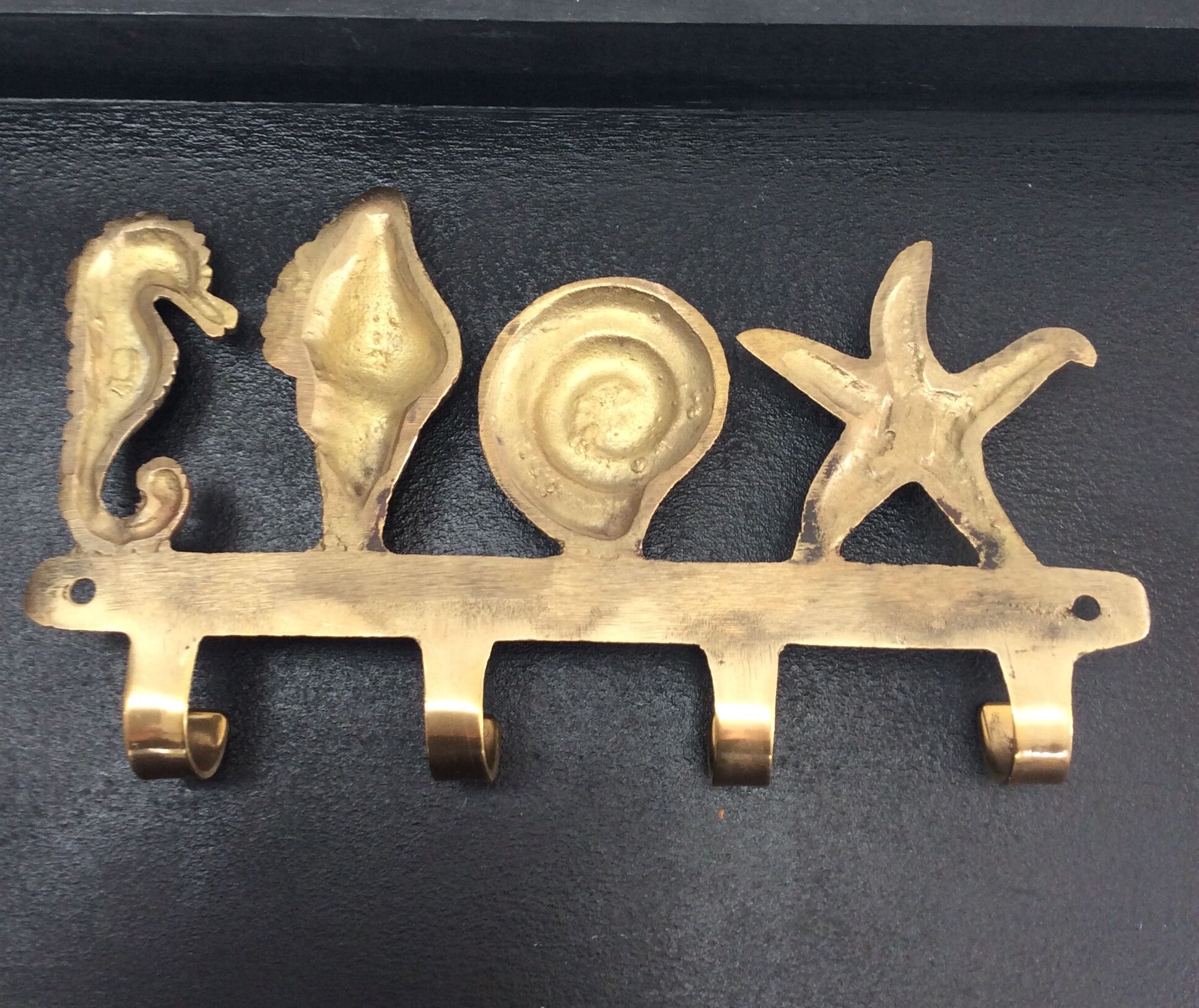Coat rack or towel rack vintage bronze shells