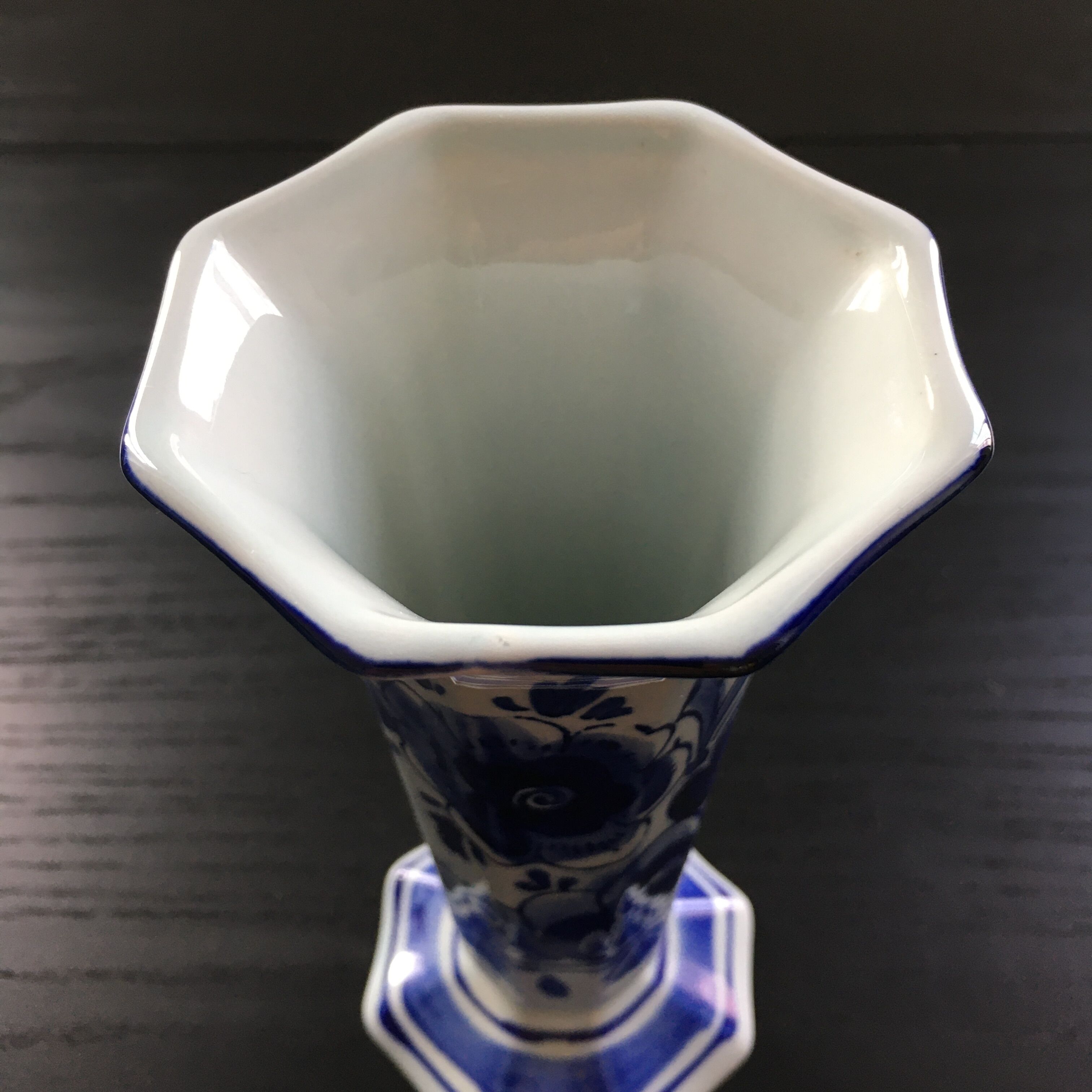Blue Dutch vase