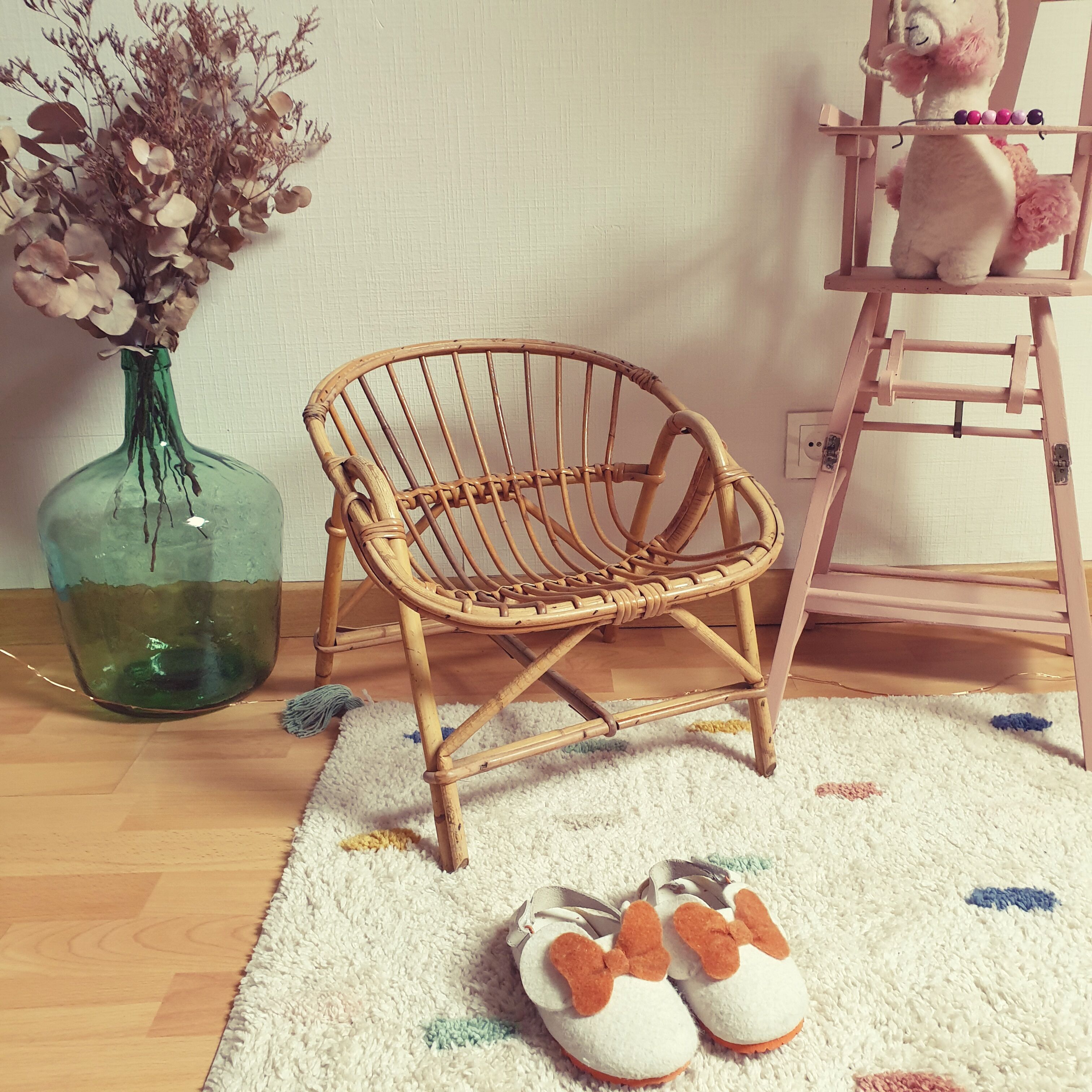 Rattan armchair vintage basket child