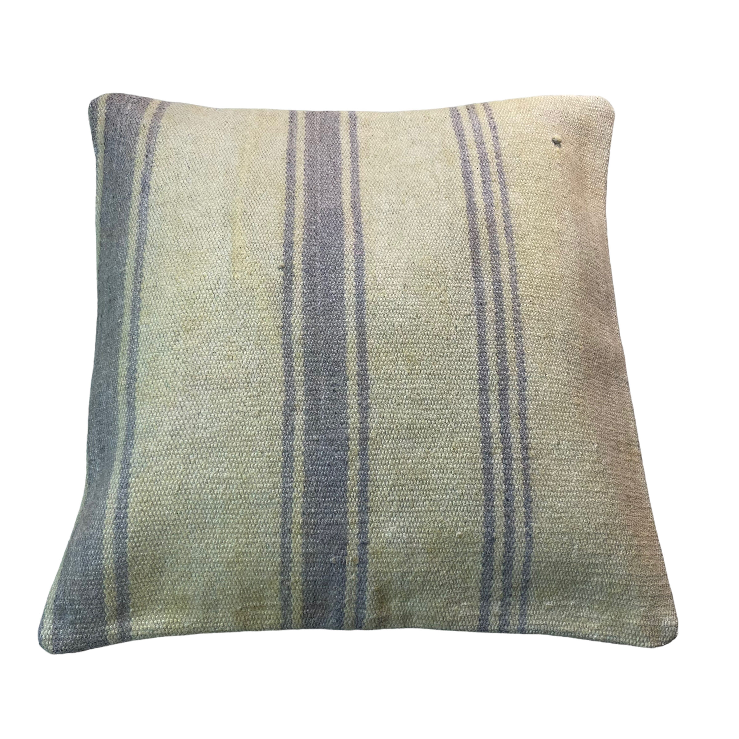 Vintage turkish kilim cushion cover , 40 x 40 cm
