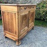 Old low sideboard in solid cherry wood from the 1900s.