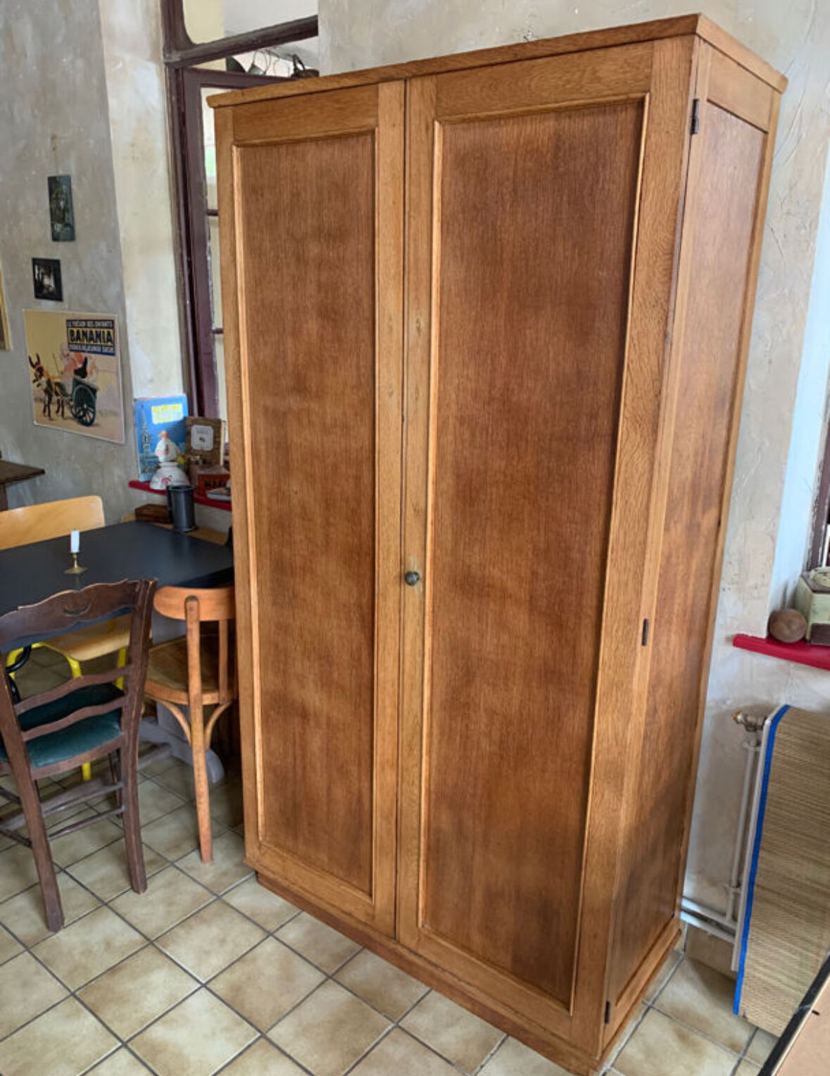 Armoire parisienne en hêtre