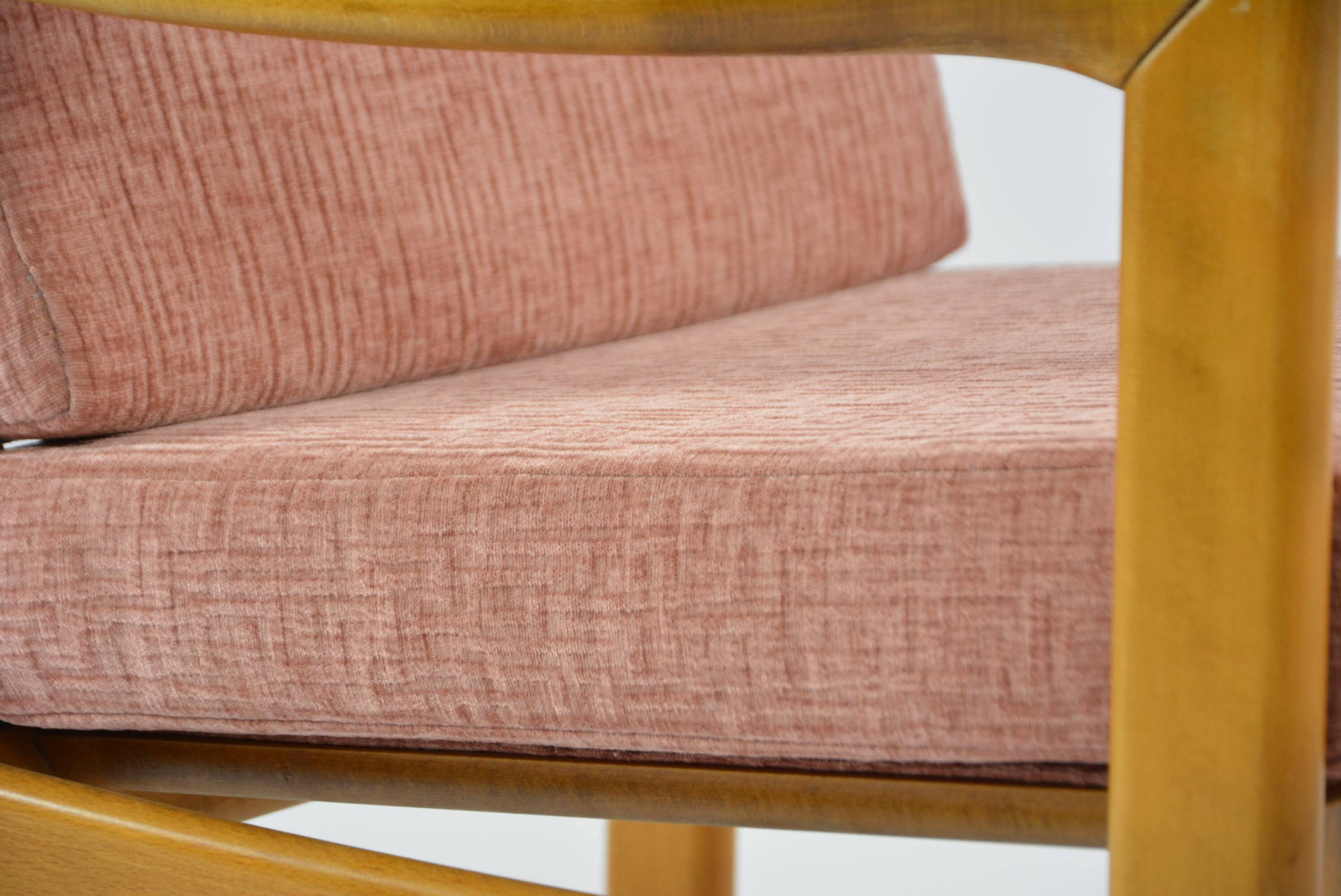 Pink knoll armchair