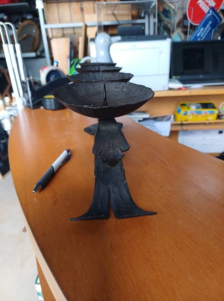 Candle holder with 4 lights in handcrafted wrought iron - Brutalist style