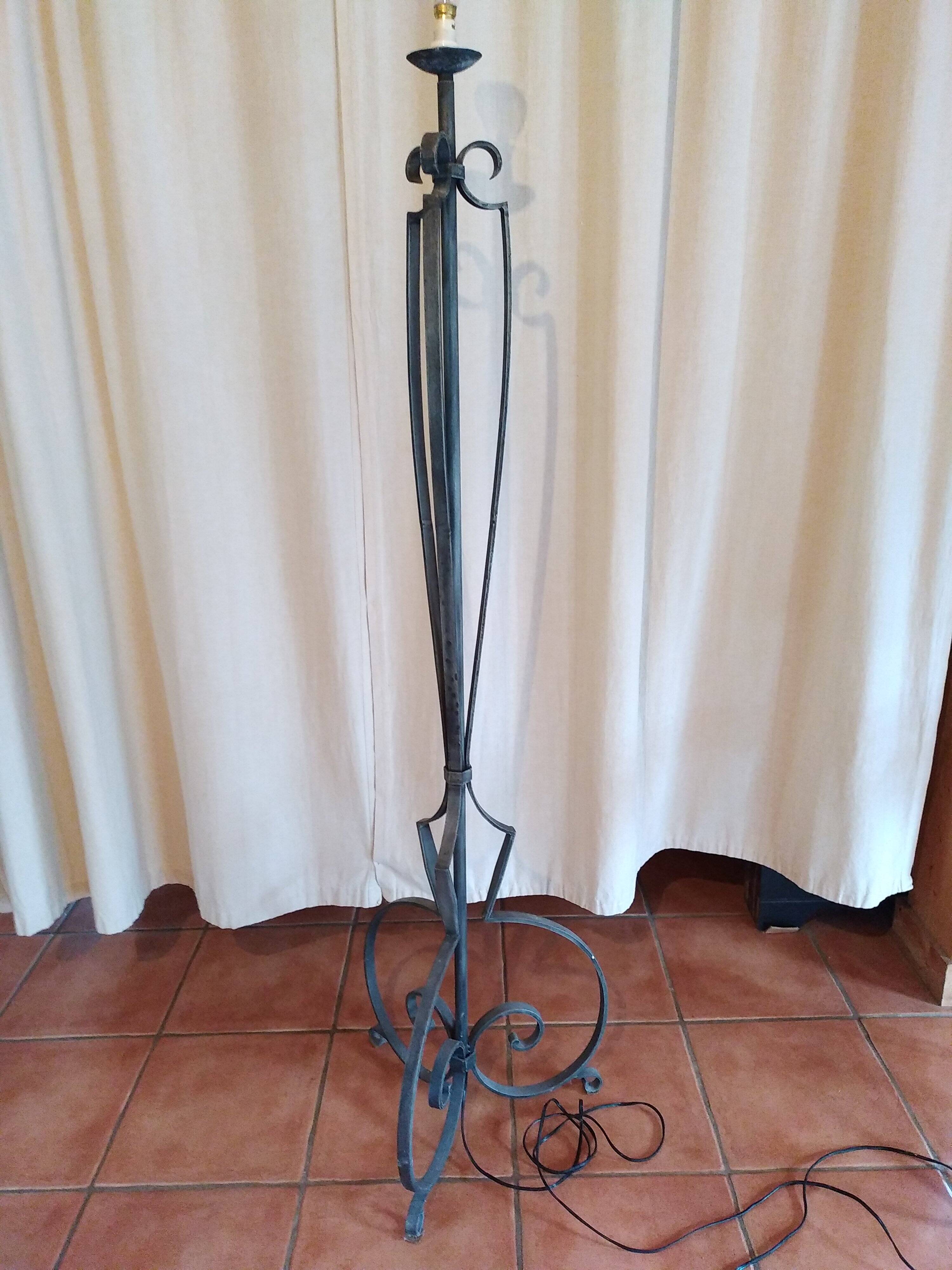 Lampadaire en fer forgé, années 60-70
