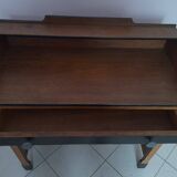 Small desk