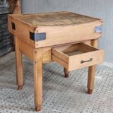 Vintage chopping block butcher table kitchen island