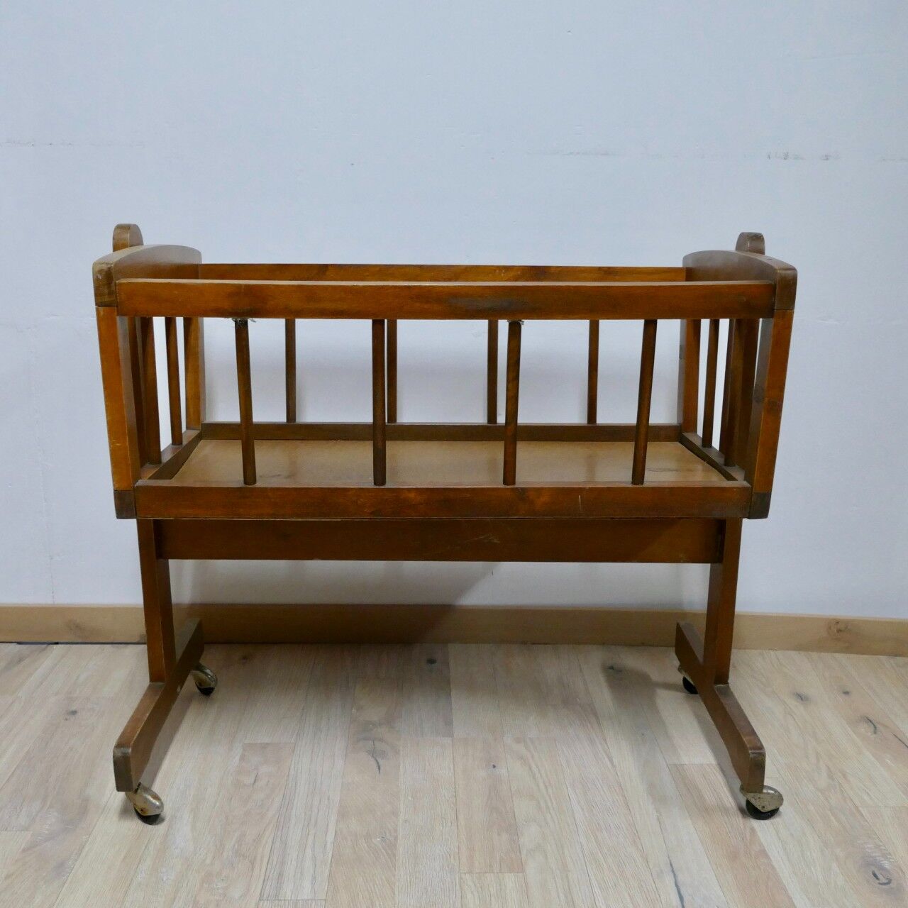 Doll cradle