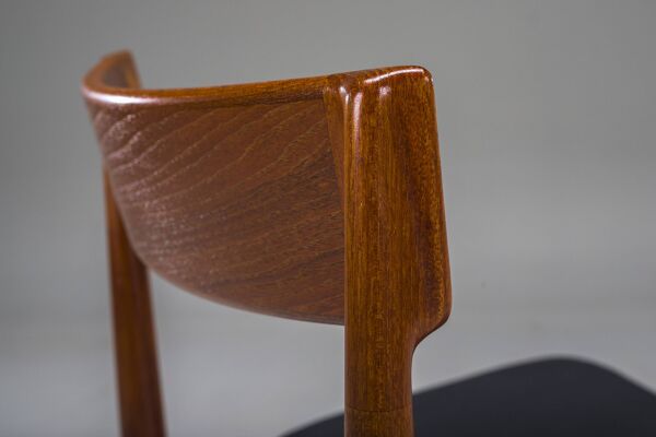 Chaise en teck modèle 39 par Henry Rosengren Hansen pour Brande Møbelindust