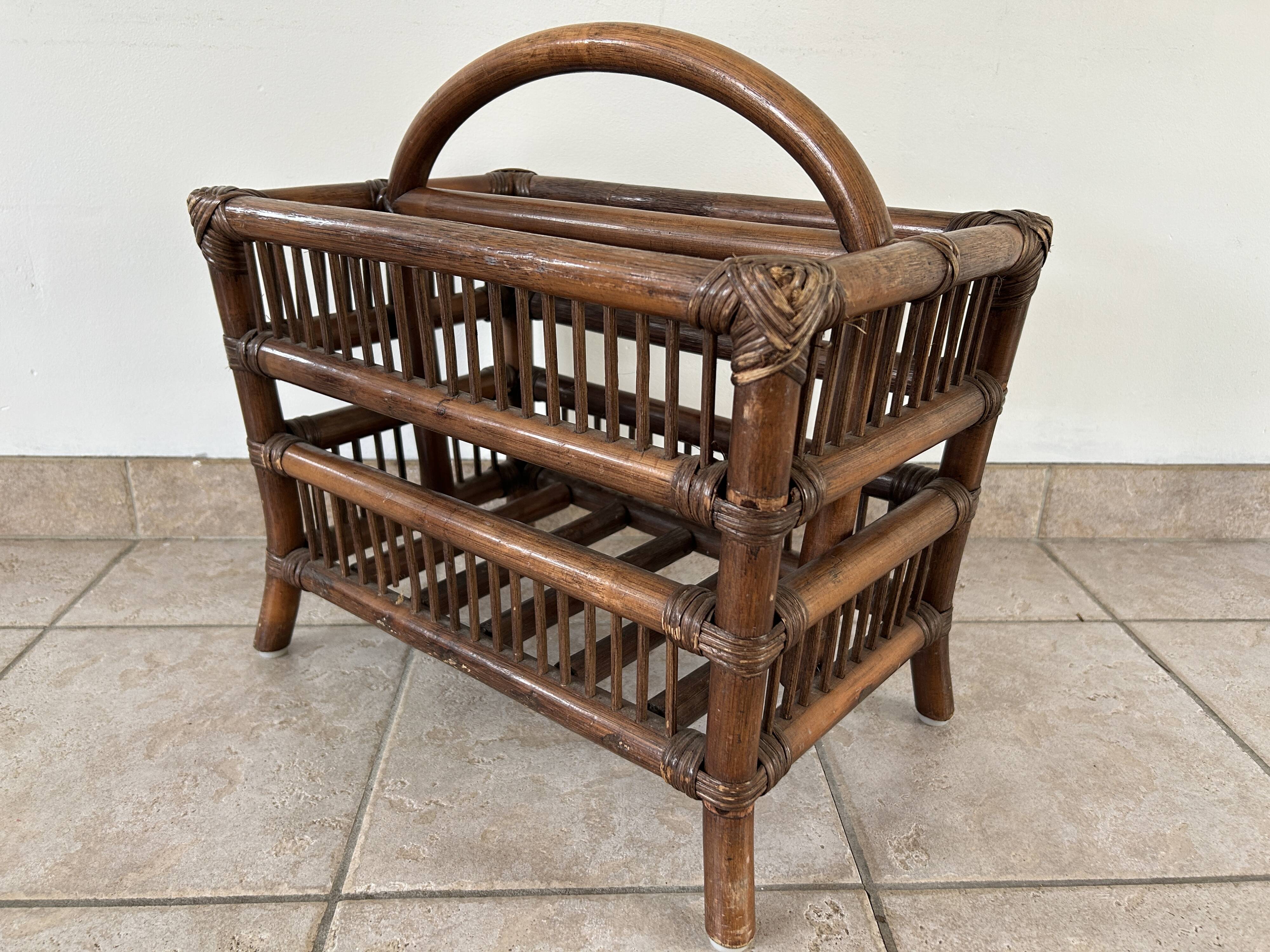 Rattan and wood magazine rack - VINTAGE (1970)