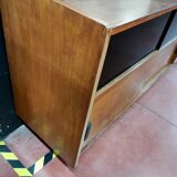 Bi-color sideboard