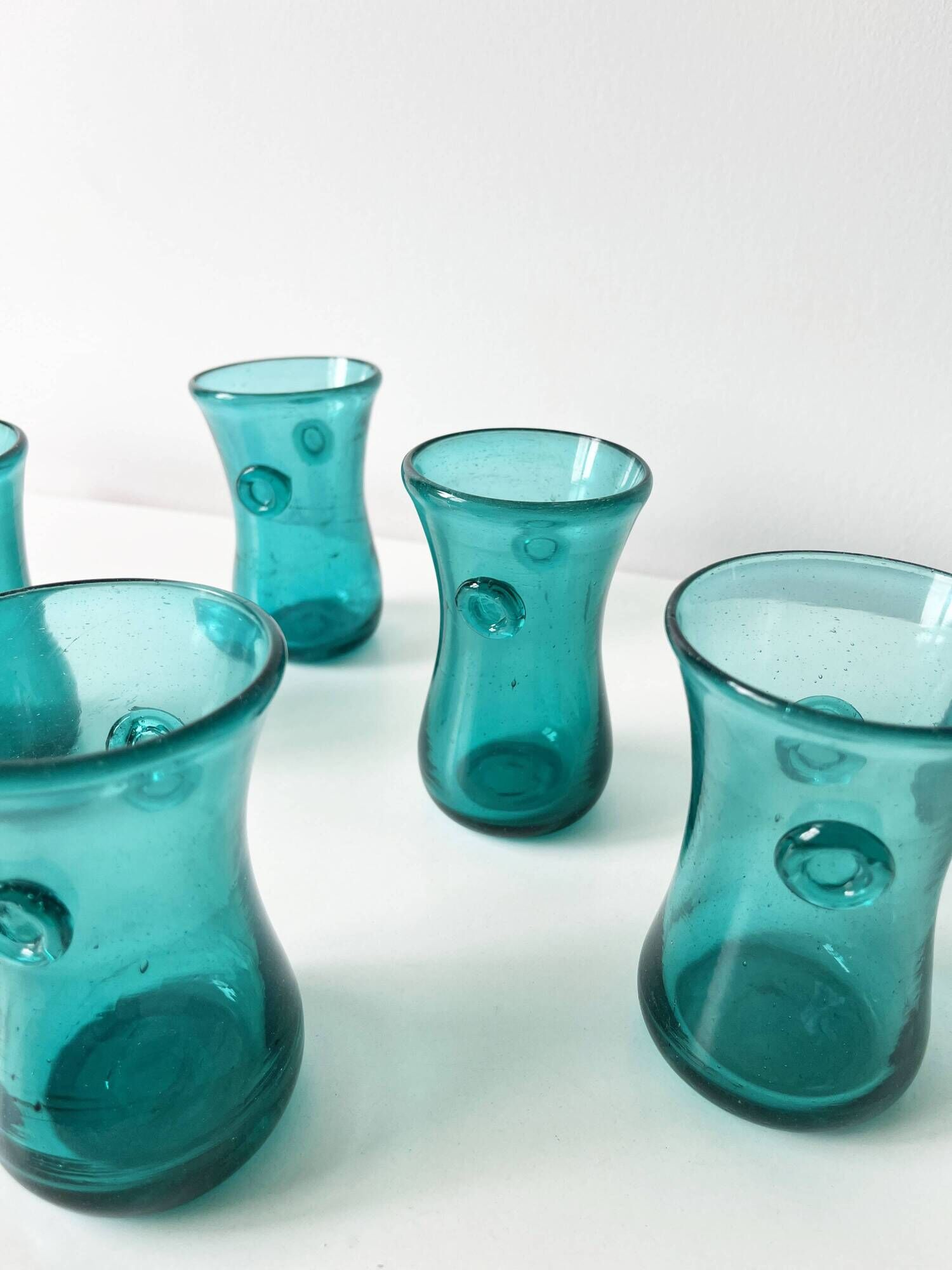 Set of bubble glass water glasses from the 1960s.