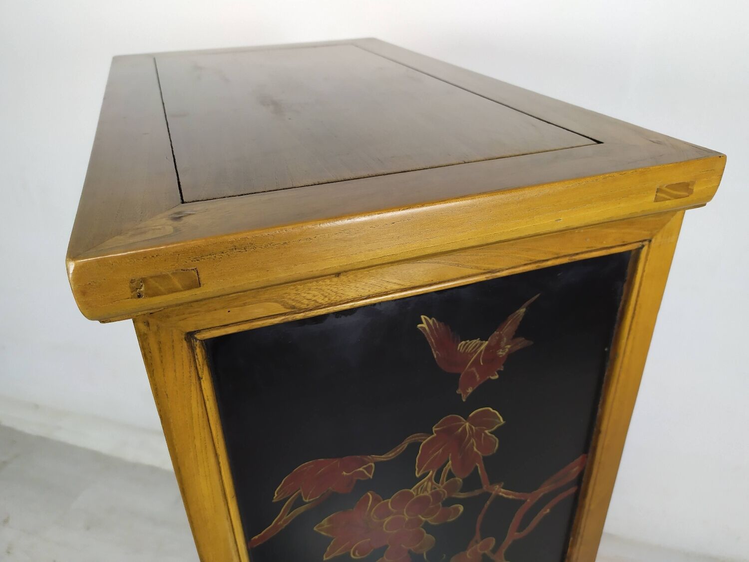Japanese lacquer chiffonier