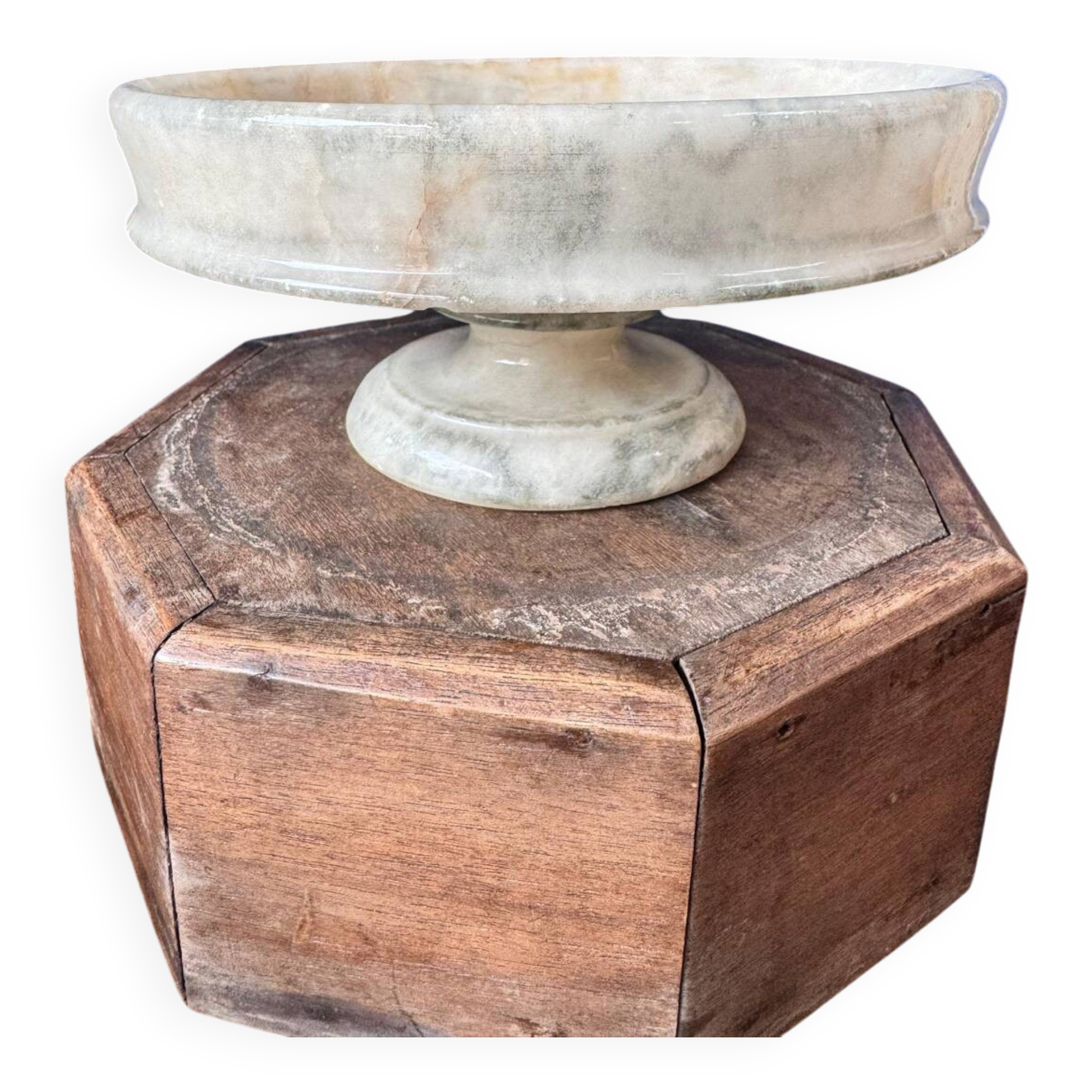 Beautiful footed bowl/trinket dish in alabaster.