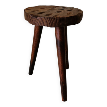 Tabouret tripode en bois patiné