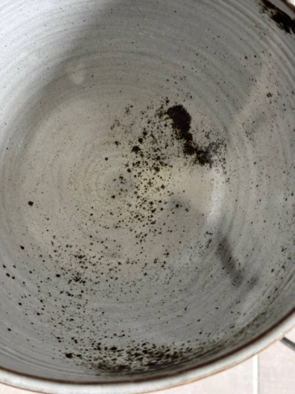 Stoneware pot Chantal and Thierry Robert