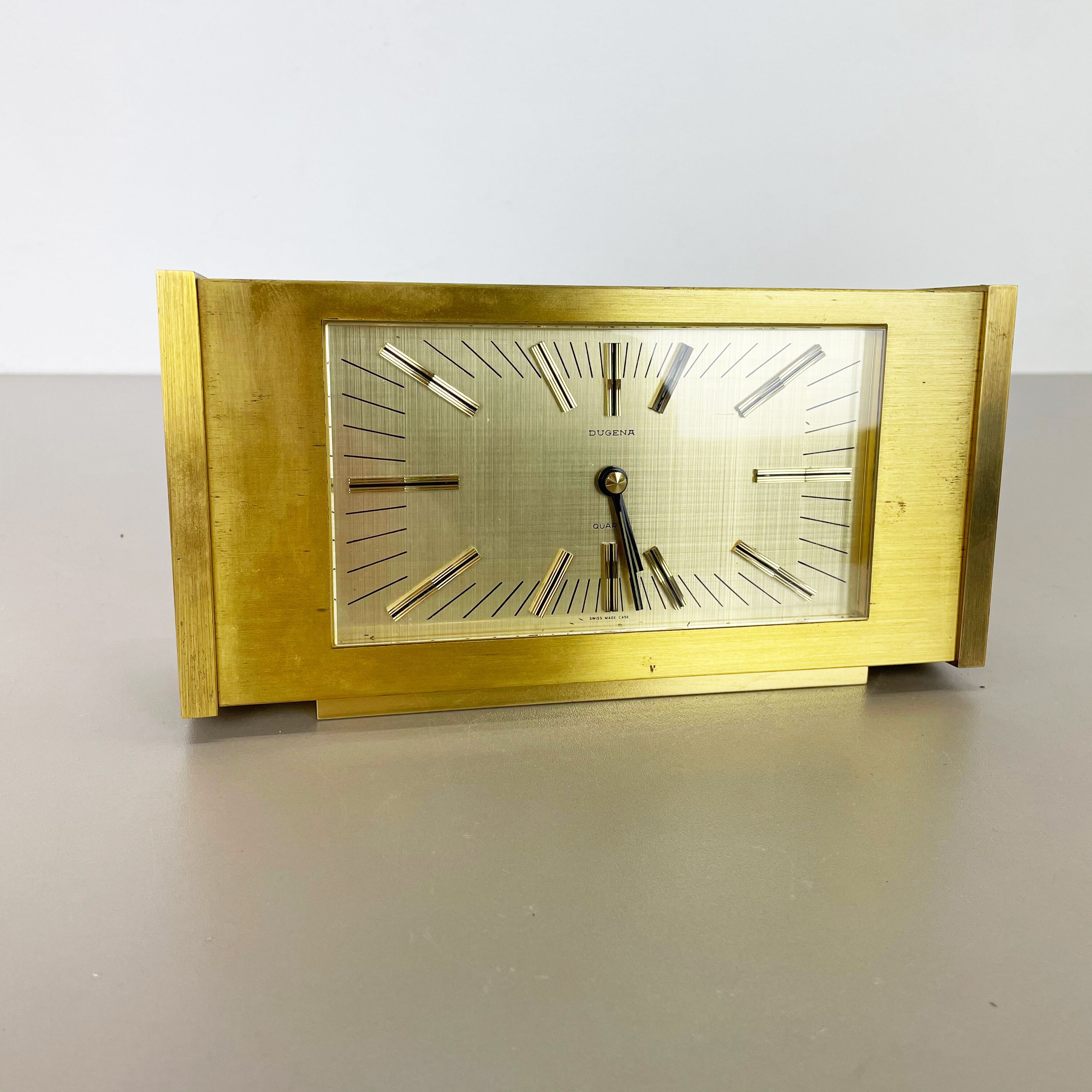 Vintage 1960s solid brass table clock Hollywood Regency Dugena, Switzerland