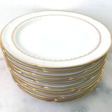 Set of 11 porcelain dessert plates