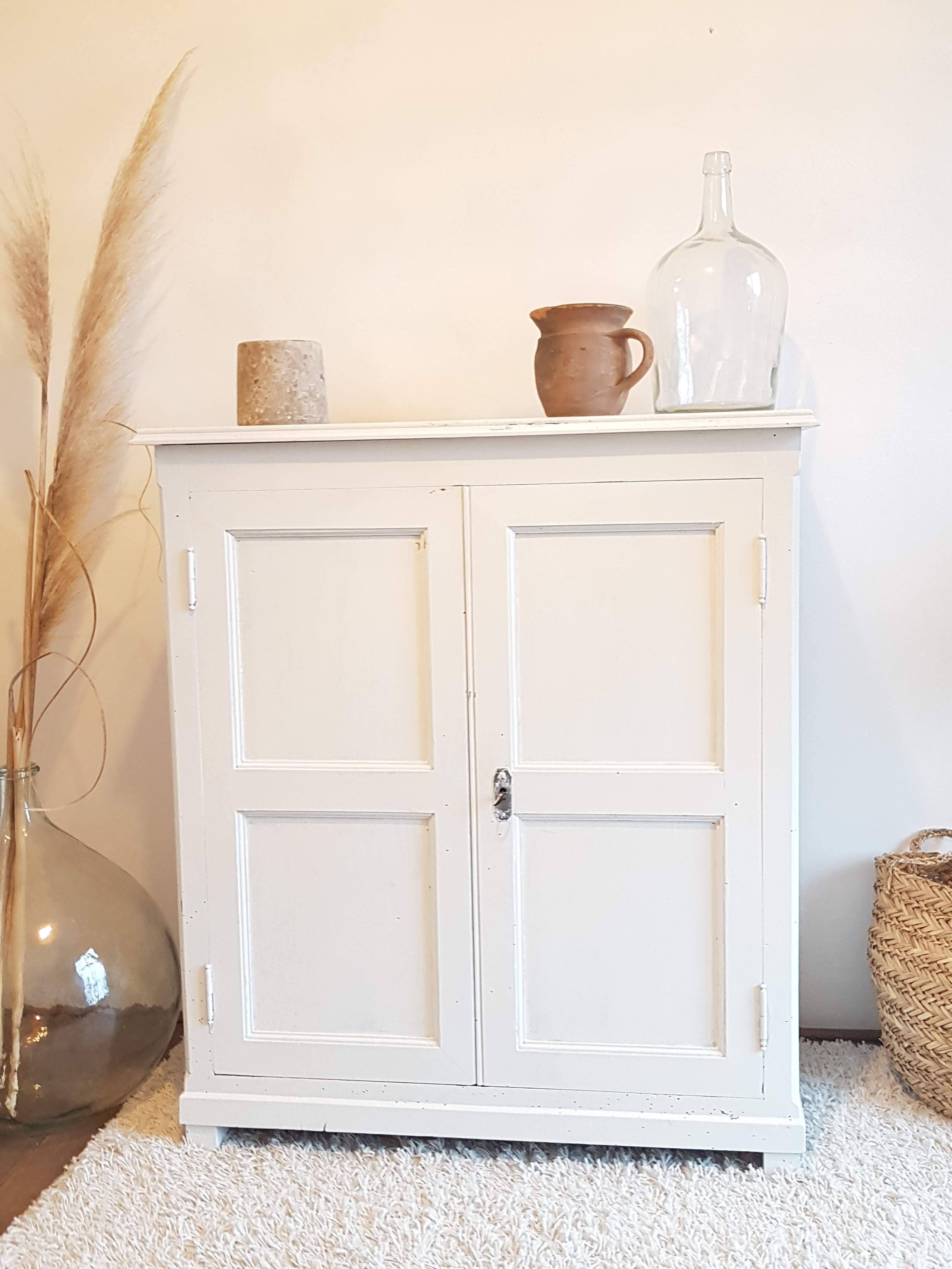 Old white Parisian buffet