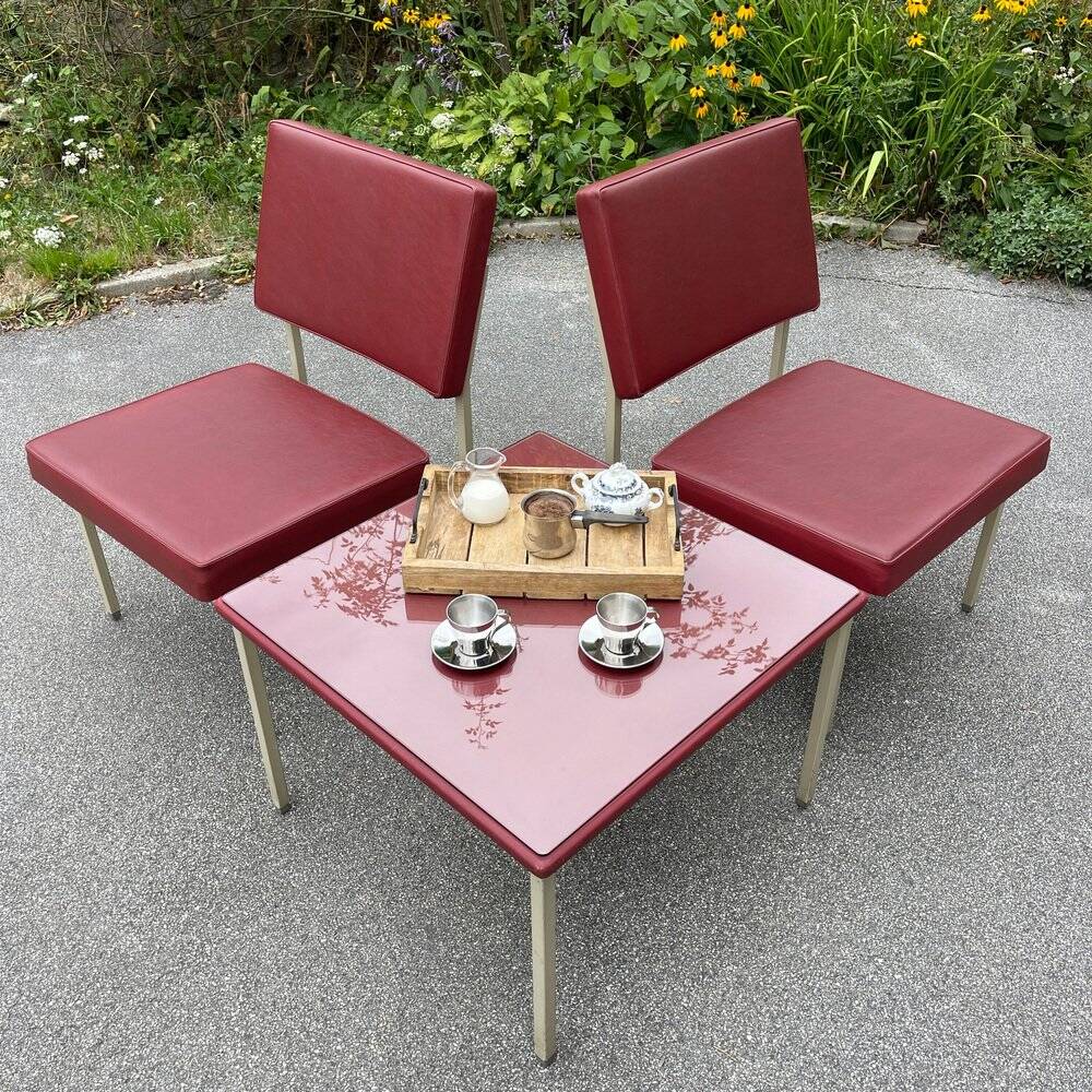 Chairs and coffee table by Anonima Castelli from Castelli / Anonima Castelli, Italy, 1950s, set of 3.