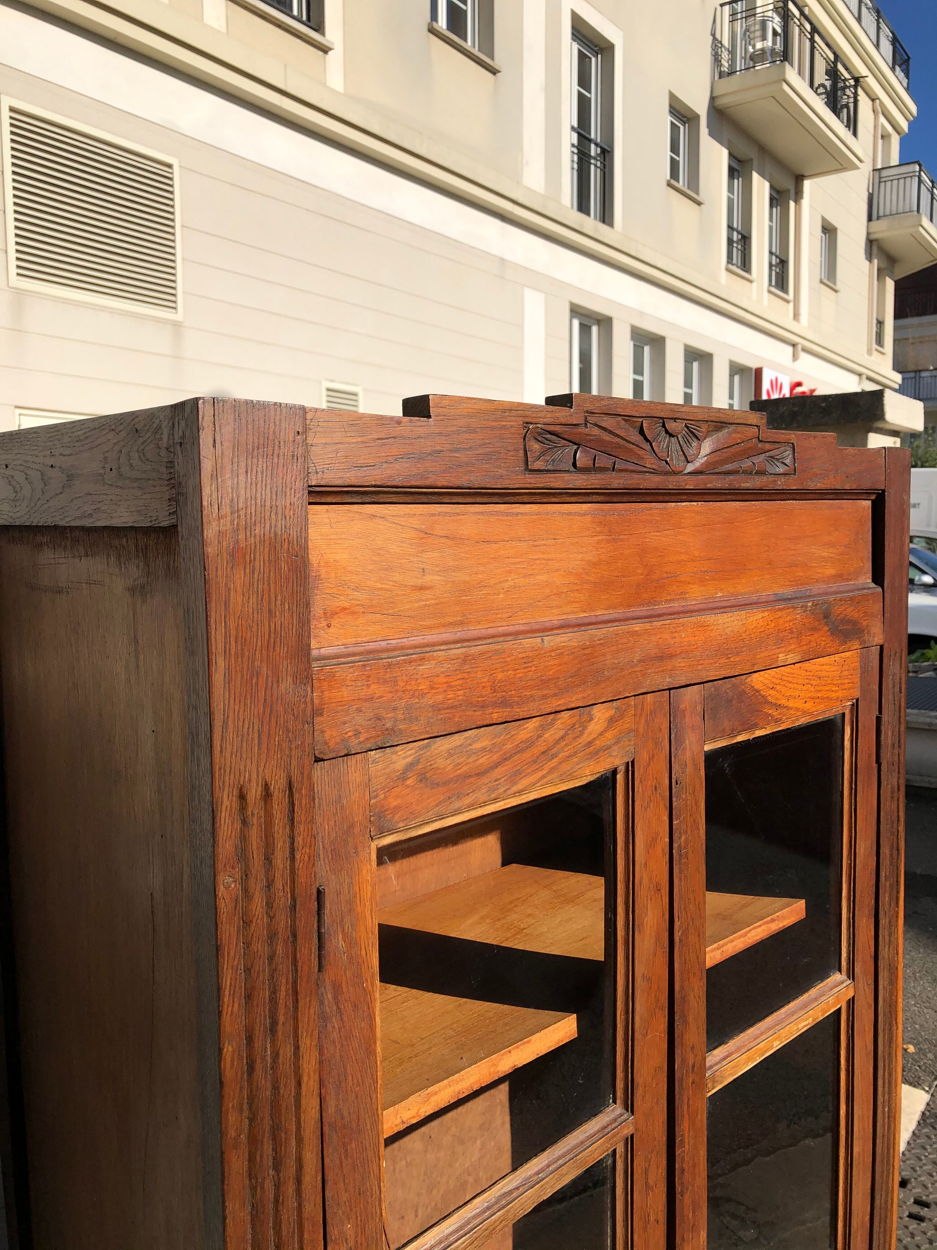 Armoire parisienne