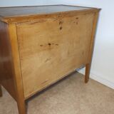 Vintage chest of drawers